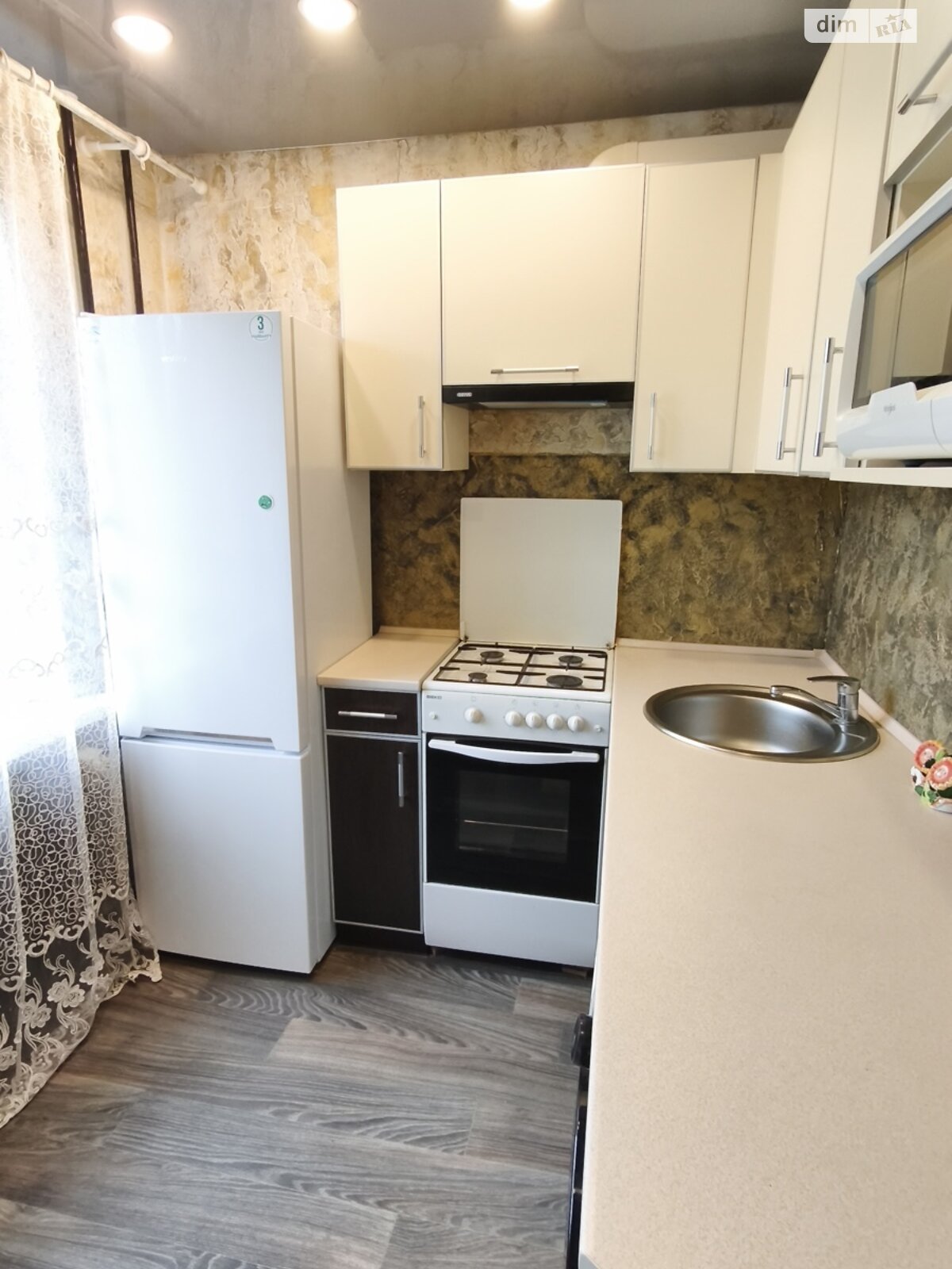 однокомнатная квартира в Харькове, район 5-ый микрорайон, на ул. Алексея Деревянко 18 в аренду на долгий срок помесячно фото 1