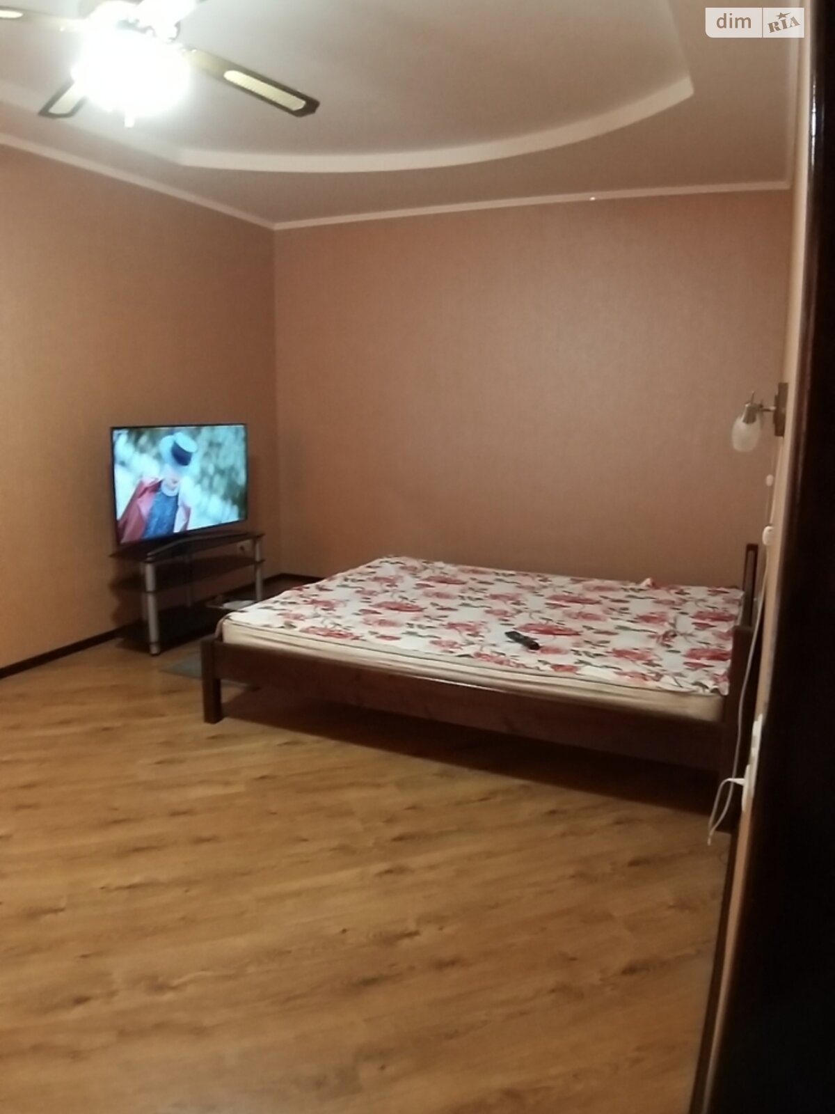 однокімнатна квартира в Харкові, район 521-ий мікрорайон, на вул. Академіка Павлова 142Б/1 в довготривалу оренду помісячно фото 1 однокімнатна квартира в Харкові, район 521-ий мікрорайон, на вул. Академіка Павлова 142Б/1 в довготривалу оренду помісячно фото 1