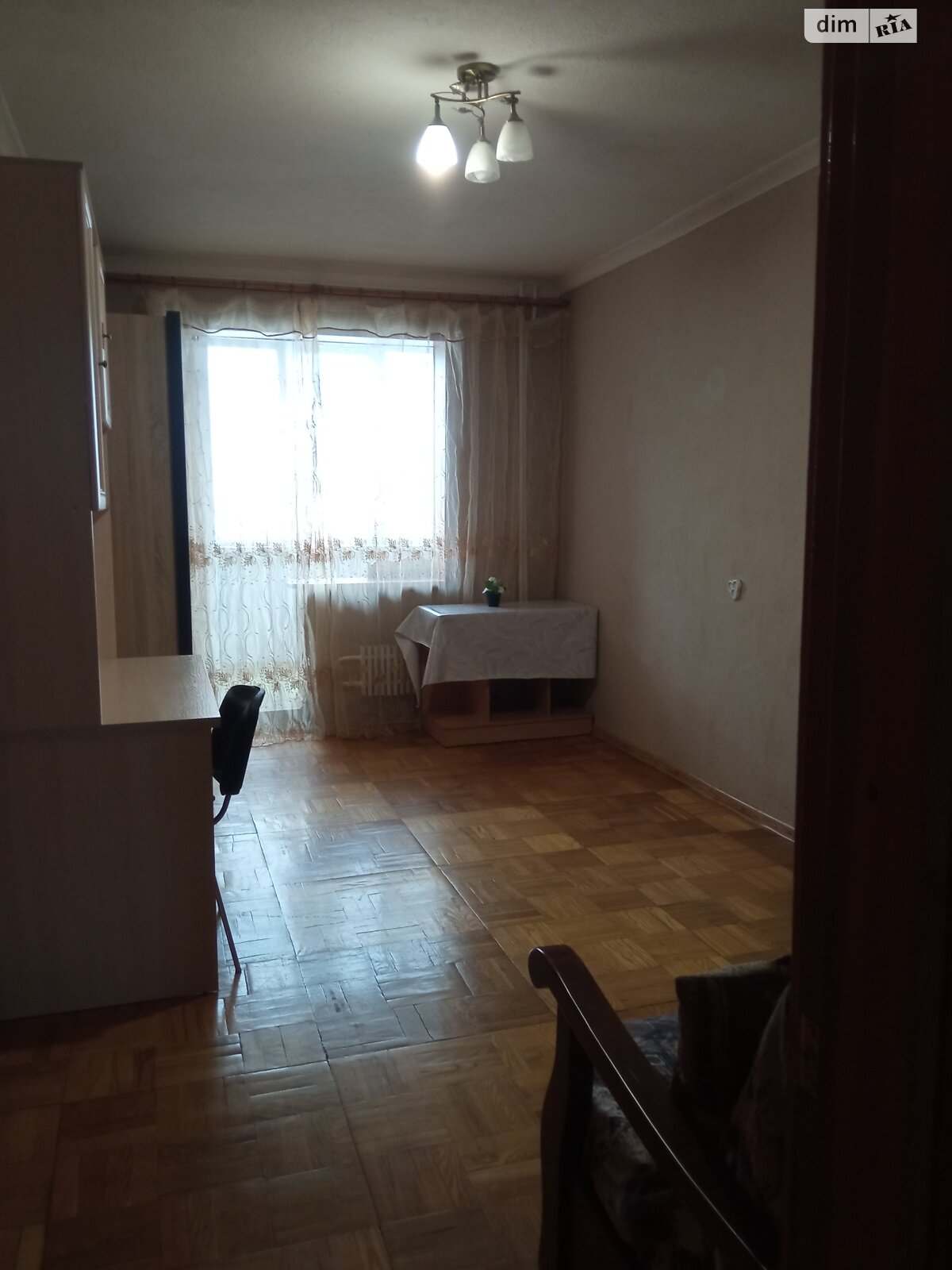 трикімнатна квартира в Харкові, район 521-ий мікрорайон, на вул. Нескорених 28 в довготривалу оренду помісячно фото 1 трикімнатна квартира в Харкові, район 521-ий мікрорайон, на вул. Нескорених 28 в довготривалу оренду помісячно фото 1