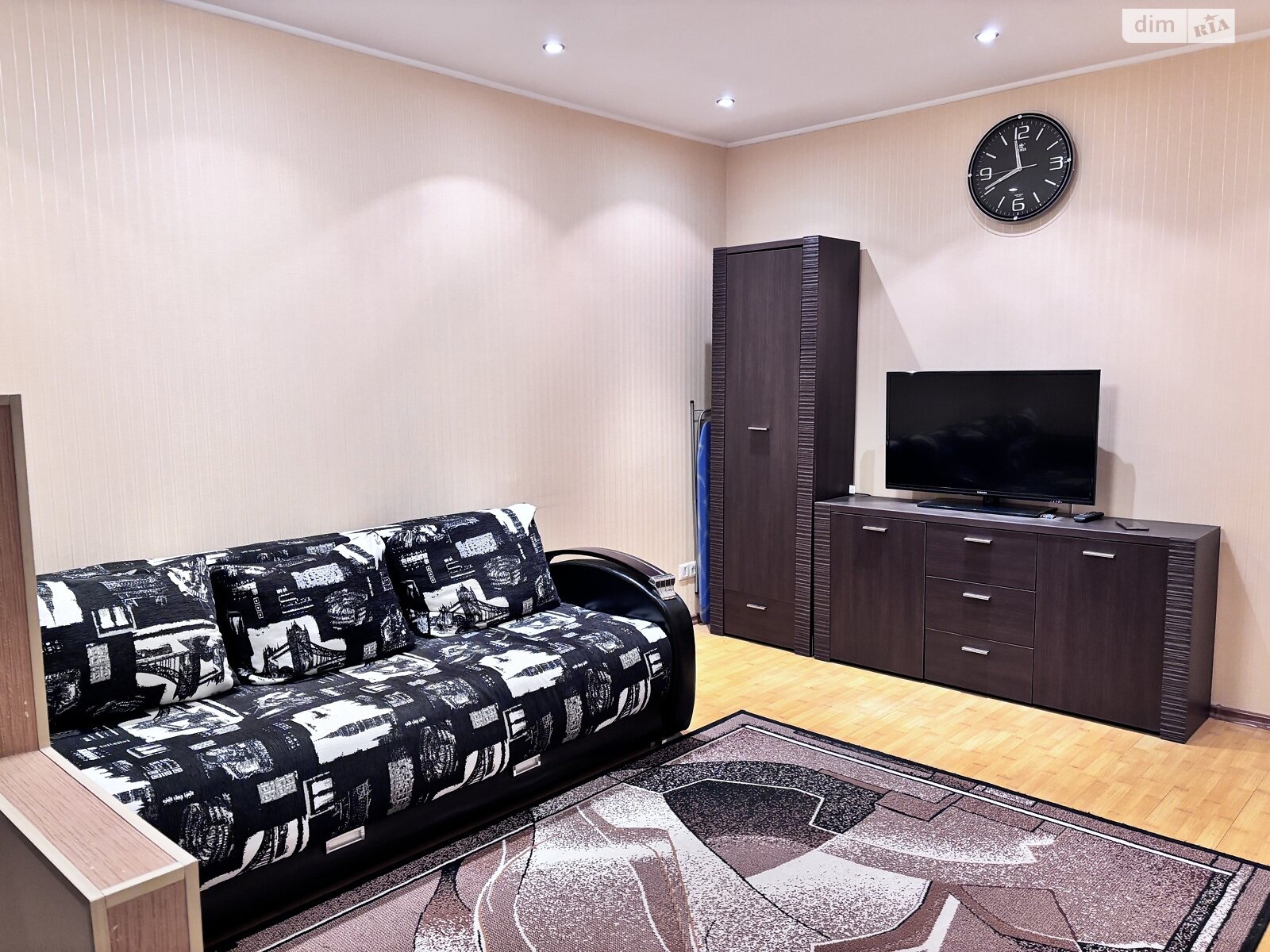 однокомнатная квартира в Харькове, район 521-ый микрорайон, на ул. Нескореных 26 в аренду на долгий срок помесячно фото 1 однокомнатная квартира в Харькове, район 521-ый микрорайон, на ул. Нескореных 26 в аренду на долгий срок помесячно фото 1