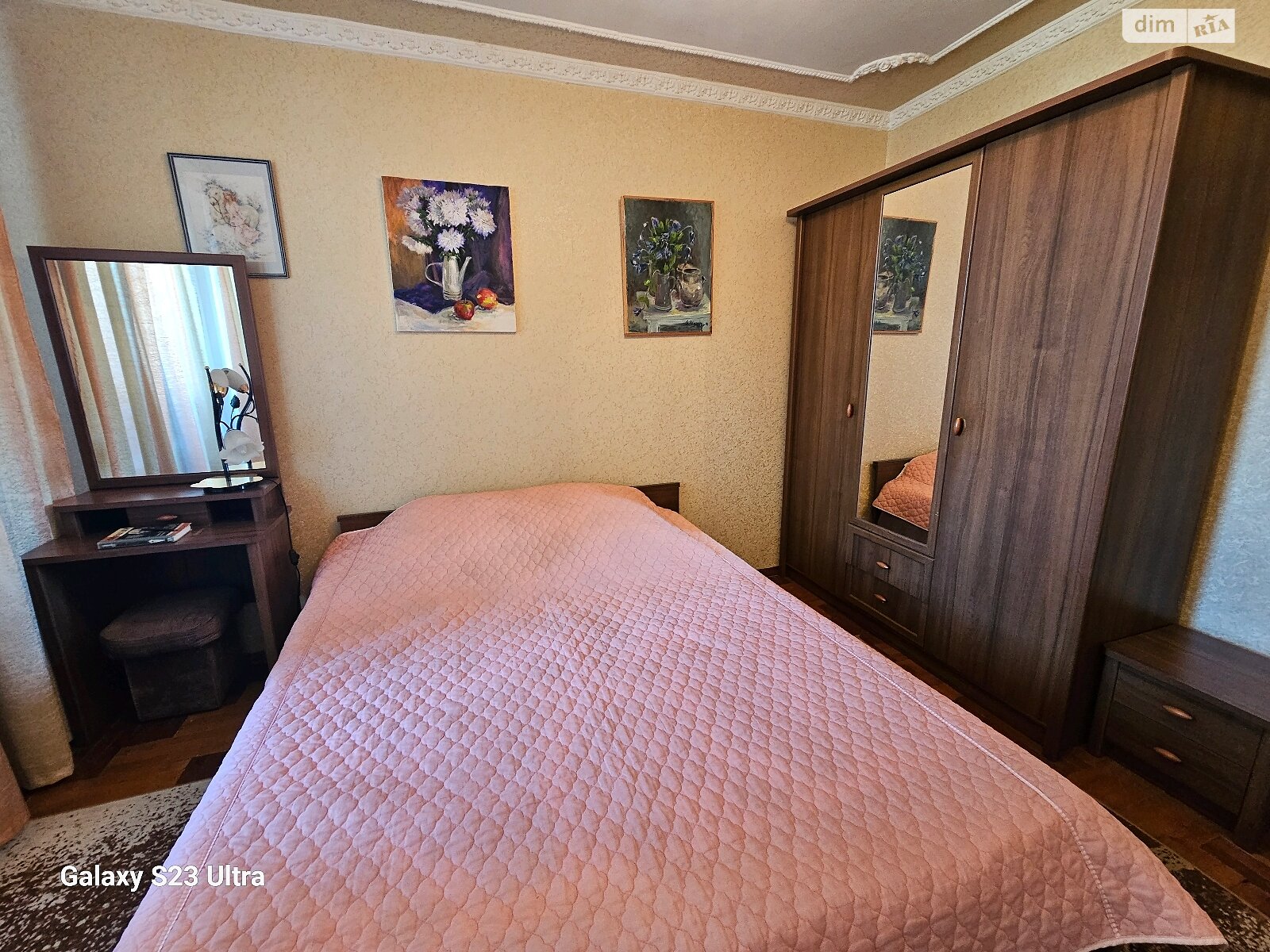 трикімнатна квартира в Харкові, район 521-ий мікрорайон, на вул. Валентинівська 13А в довготривалу оренду помісячно фото 1 трикімнатна квартира в Харкові, район 521-ий мікрорайон, на вул. Валентинівська 13А в довготривалу оренду помісячно фото 1