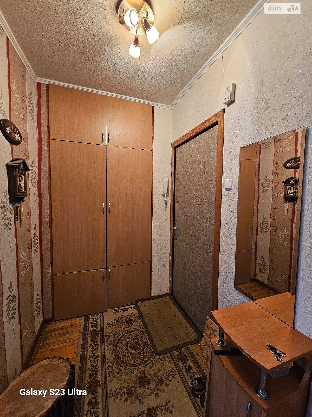 трикімнатна квартира в Харкові, район 521-ий мікрорайон, на вул. Валентинівська 13А в довготривалу оренду помісячно фото 1 трикімнатна квартира в Харкові, район 521-ий мікрорайон, на вул. Валентинівська 13А в довготривалу оренду помісячно фото 1
