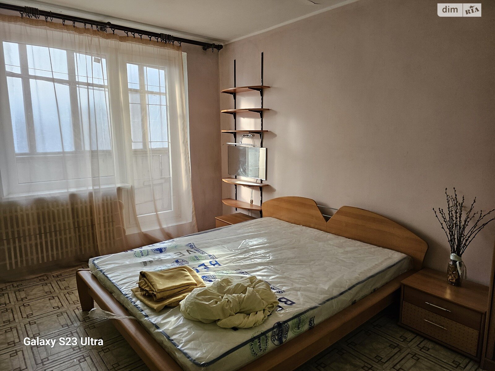 трехкомнатная квартира в Харькове, район Салтовский, на ул. Гвардейцев-Широнинцев 59 в аренду на долгий срок помесячно фото 1