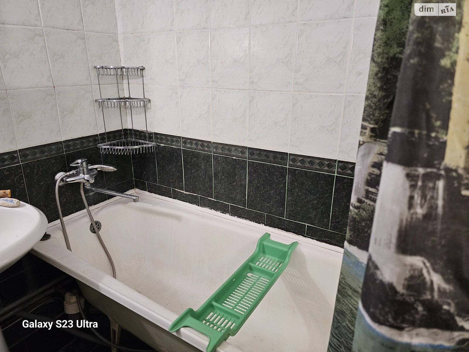 трехкомнатная квартира в Харькове, район Салтовский, на ул. Гвардейцев-Широнинцев 59 в аренду на долгий срок помесячно фото 1