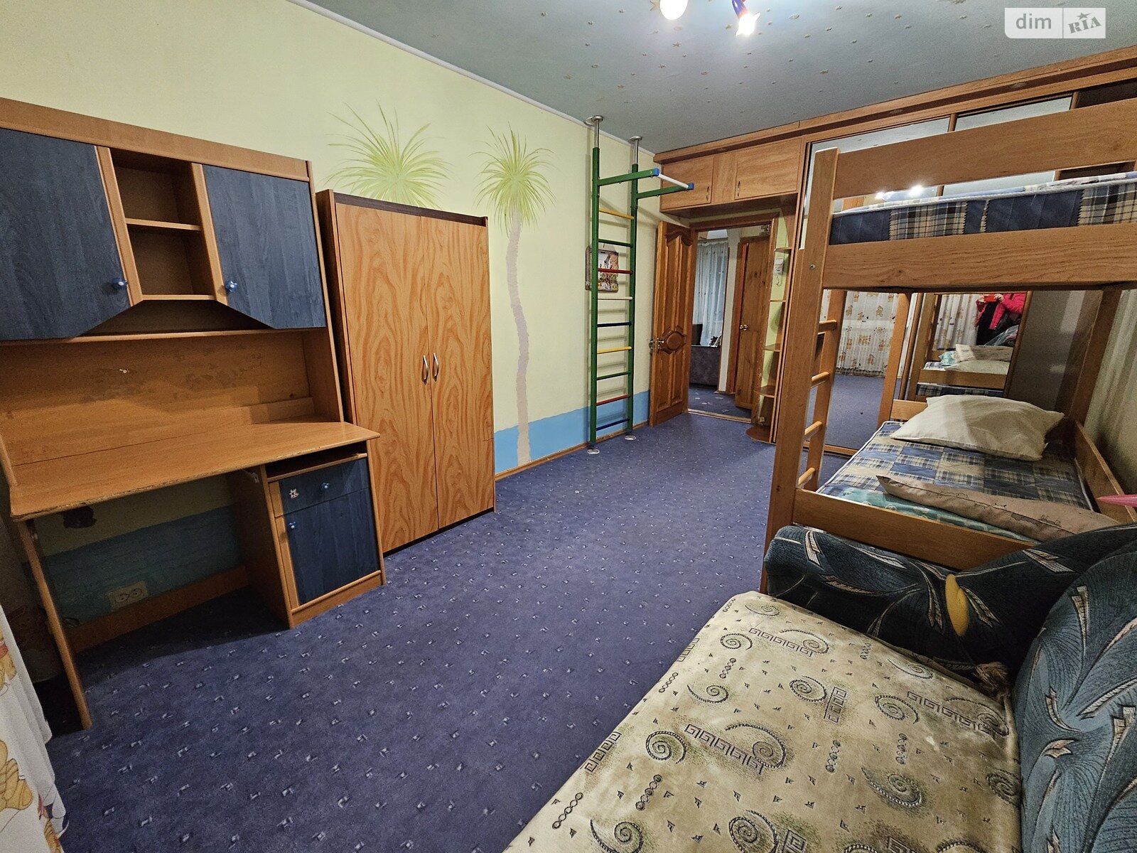 трехкомнатная квартира в Харькове, район Салтовский, на ул. Гвардейцев-Широнинцев 59 в аренду на долгий срок помесячно фото 1