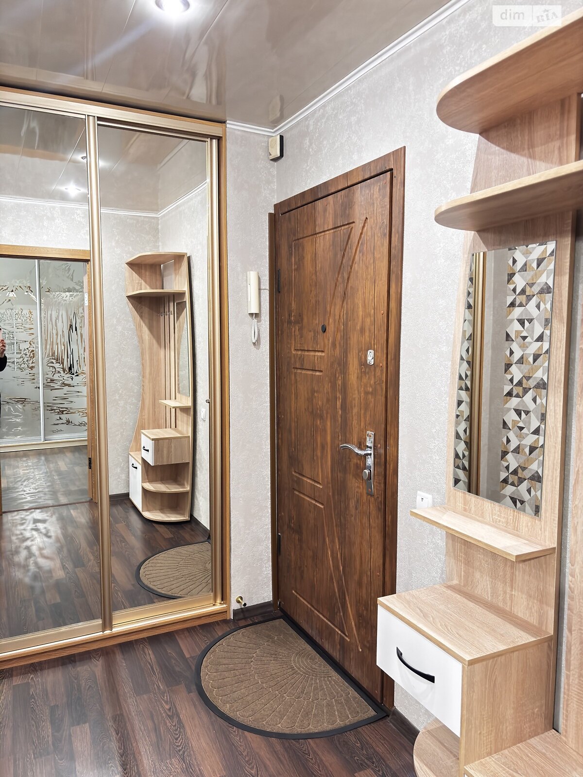 однокомнатная квартира в Харькове, район 522-ый микрорайон, на ул. Академика Барабашова 44 в аренду на долгий срок помесячно фото 1 однокомнатная квартира в Харькове, район 522-ый микрорайон, на ул. Академика Барабашова 44 в аренду на долгий срок помесячно фото 1