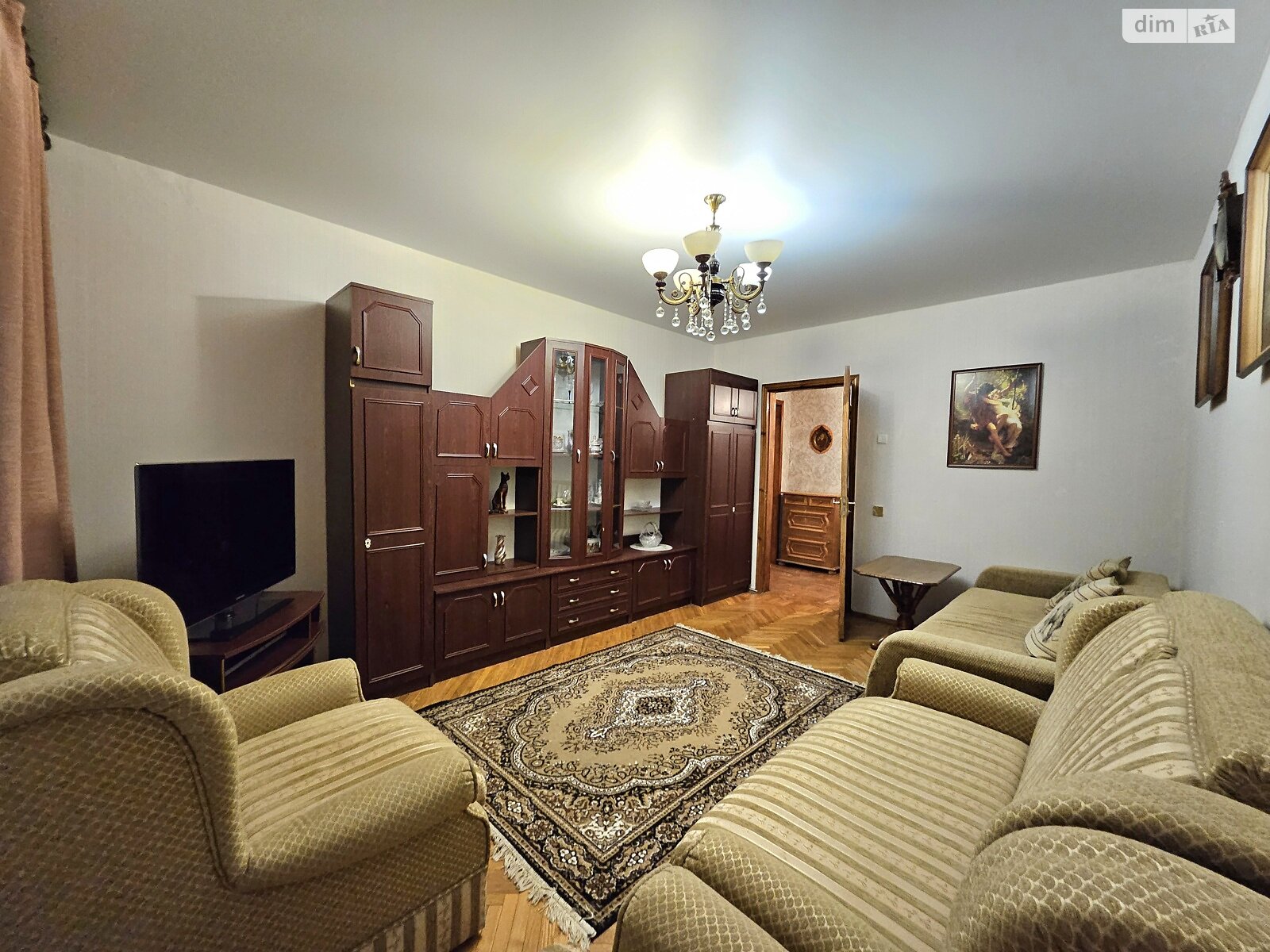 трехкомнатная квартира в Харькове, район 522-ый микрорайон, на ул. Нескореных 2/48 в аренду на долгий срок помесячно фото 1