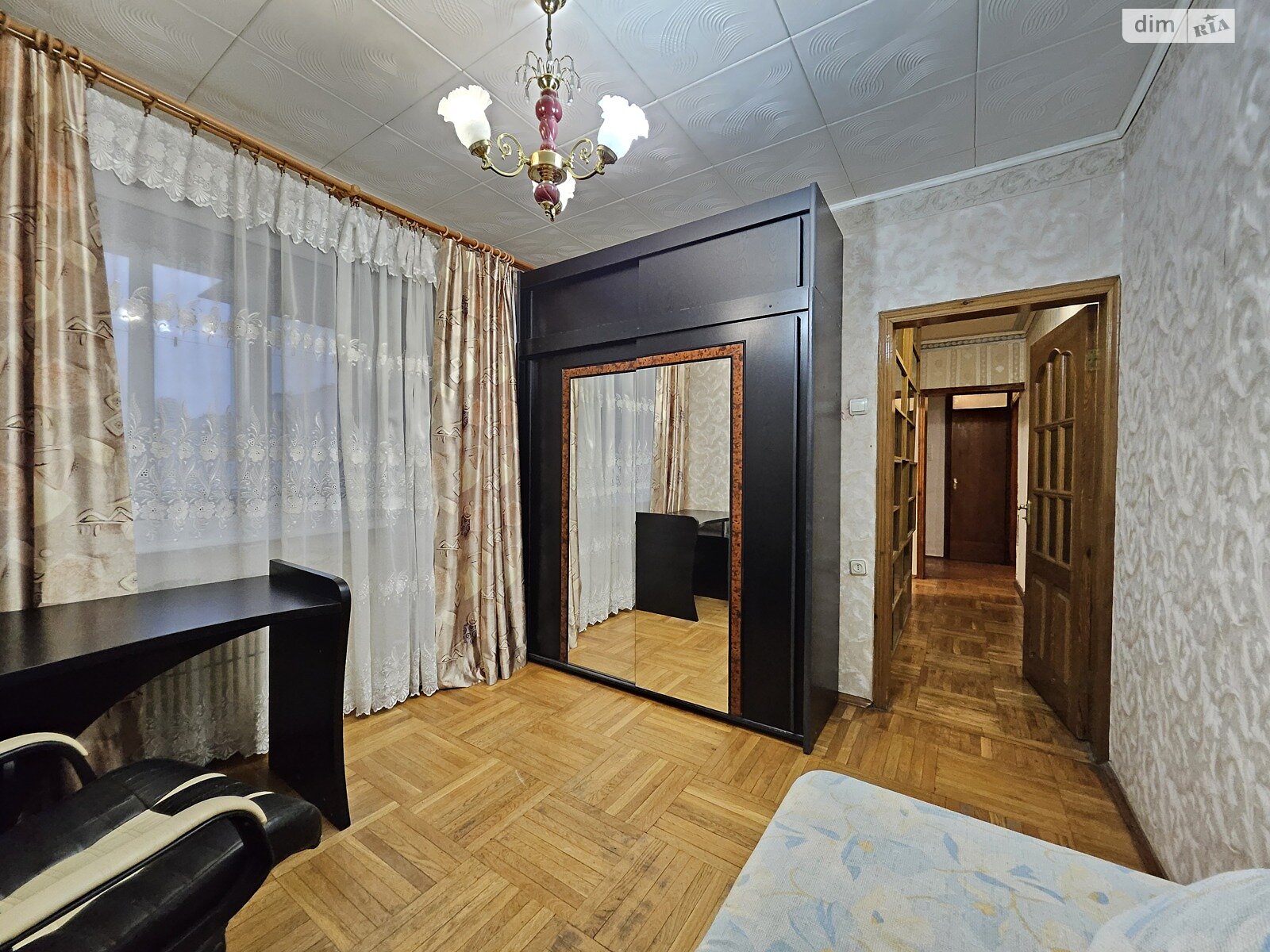 трехкомнатная квартира в Харькове, район 522-ый микрорайон, на ул. Нескореных 2/48 в аренду на долгий срок помесячно фото 1