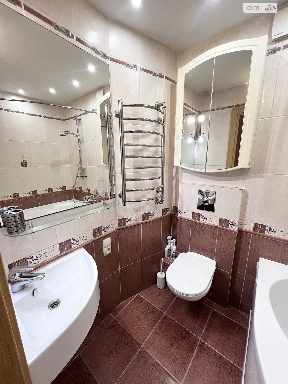 двухкомнатная квартира в Харькове, район 522-ый микрорайон, на ул. Нескореных 4 в аренду на долгий срок помесячно фото 1