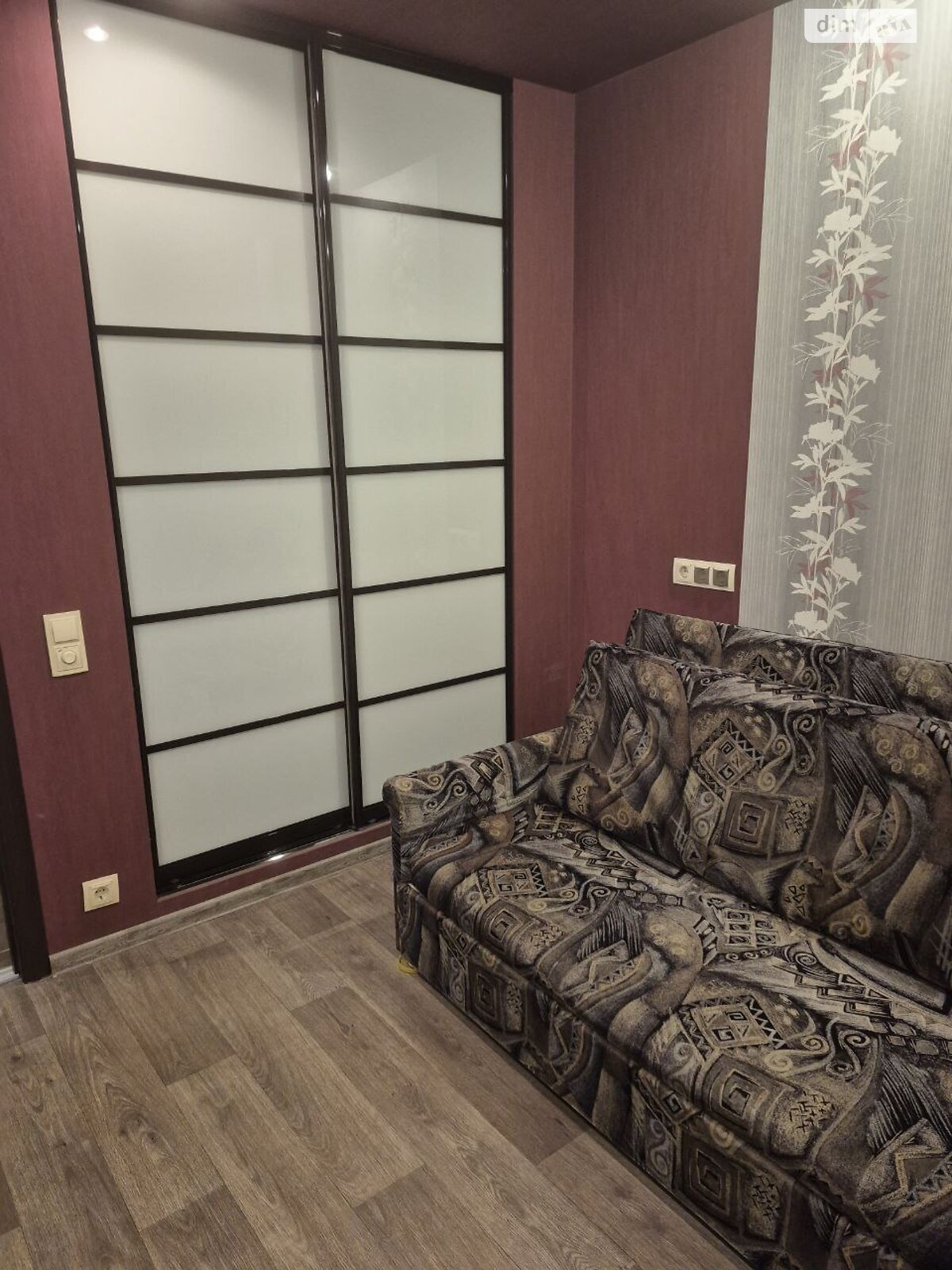 двухкомнатная квартира в Харькове, район Пески, на ул. Нескореных 4А в аренду на долгий срок помесячно фото 1 двухкомнатная квартира в Харькове, район Пески, на ул. Нескореных 4А в аренду на долгий срок помесячно фото 1