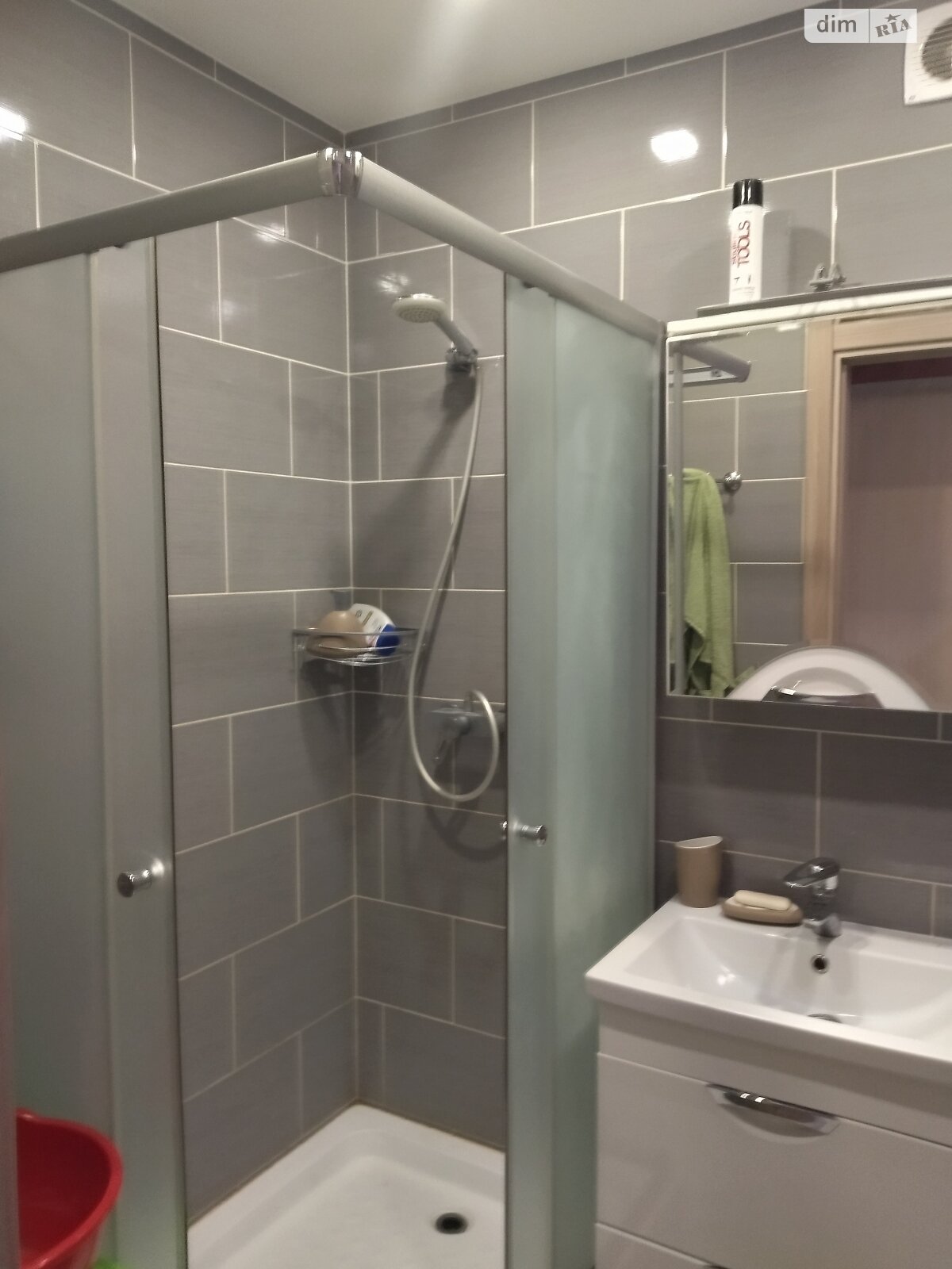 однокомнатная квартира в Харькове, район 522-ый микрорайон, на ул. Валентиновская в аренду на долгий срок помесячно фото 1