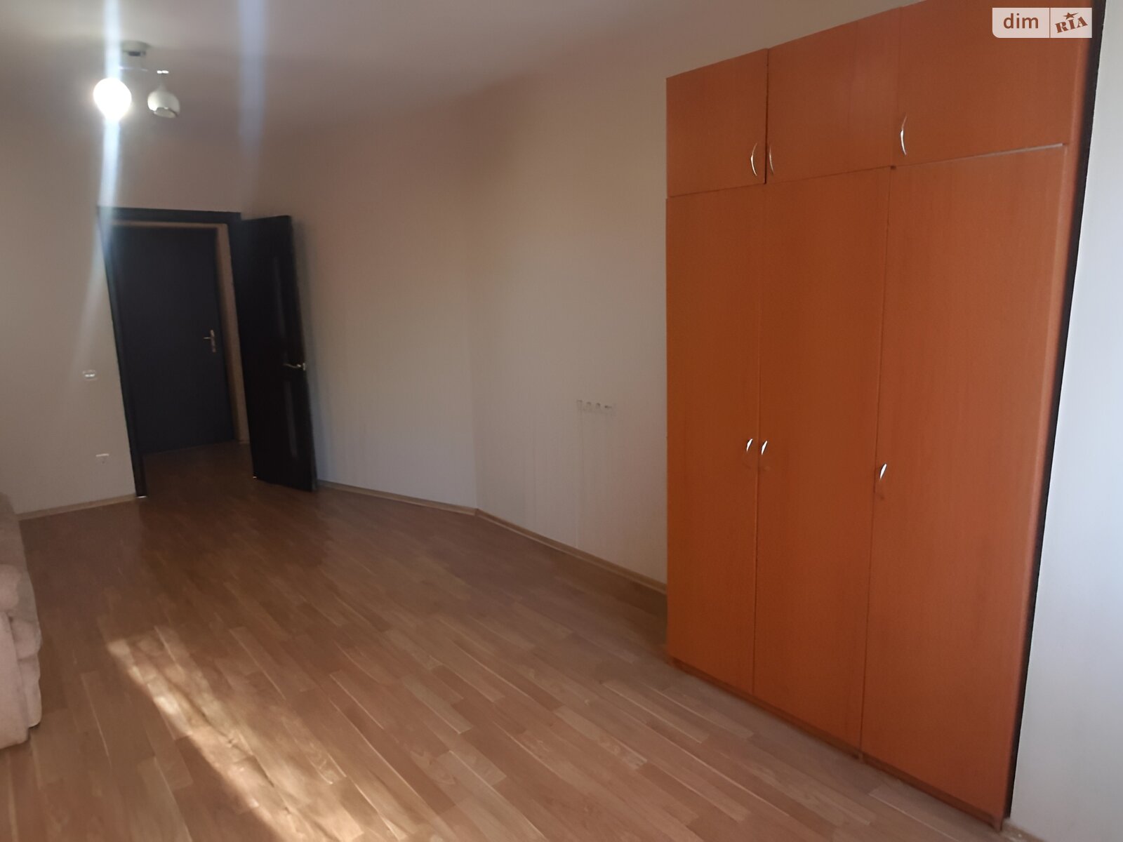 однокомнатная квартира в Харькове, район 604-ый микрорайон, на просп. Тракторостроителей 94В в аренду на долгий срок помесячно фото 1 однокомнатная квартира в Харькове, район 604-ый микрорайон, на просп. Тракторостроителей 94В в аренду на долгий срок помесячно фото 1