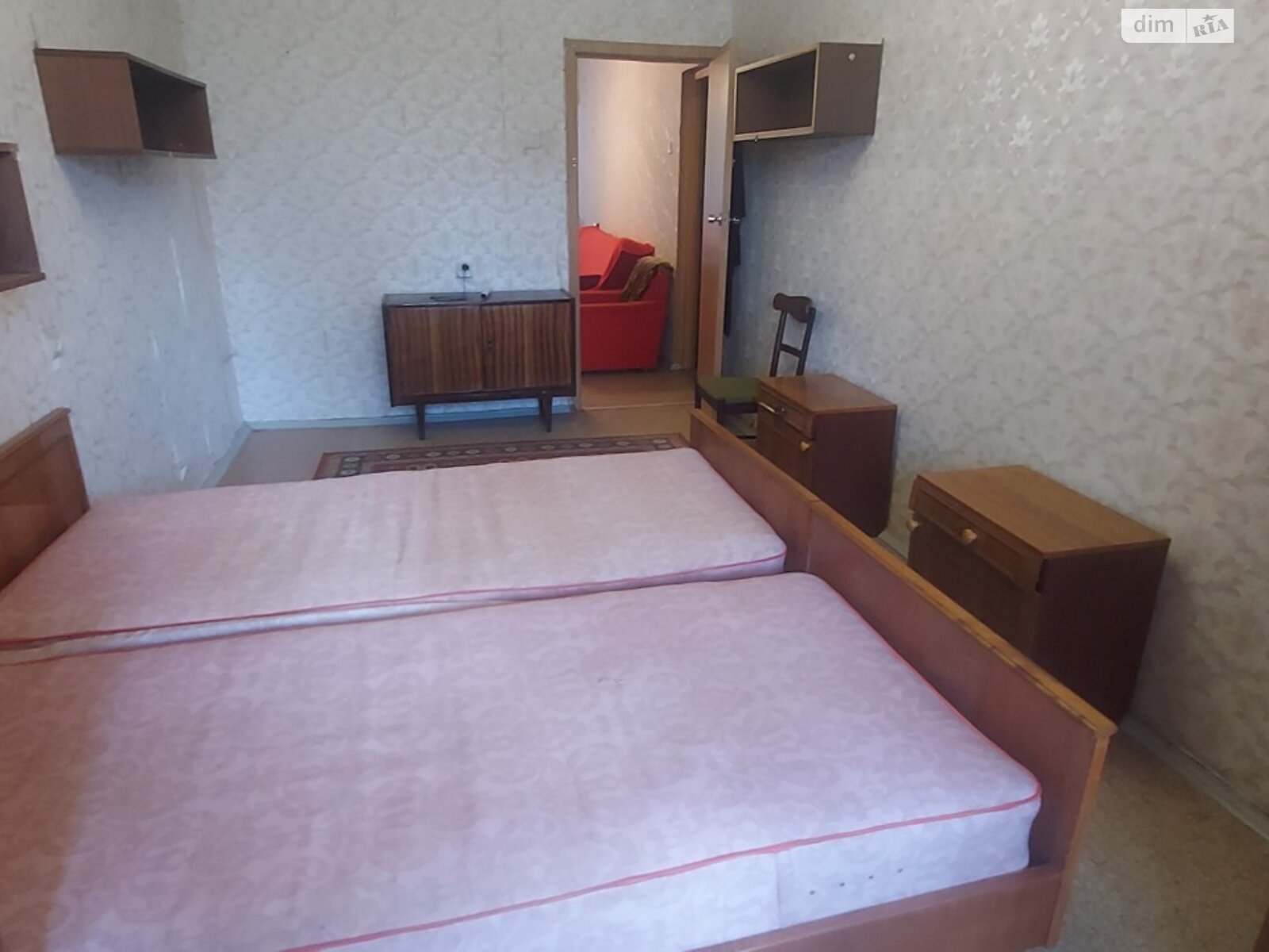 трикімнатна квартира в Харкові, район 625-ий мікрорайон, на вул. Амосова 13 в довготривалу оренду помісячно фото 1 трикімнатна квартира в Харкові, район 625-ий мікрорайон, на вул. Амосова 13 в довготривалу оренду помісячно фото 1