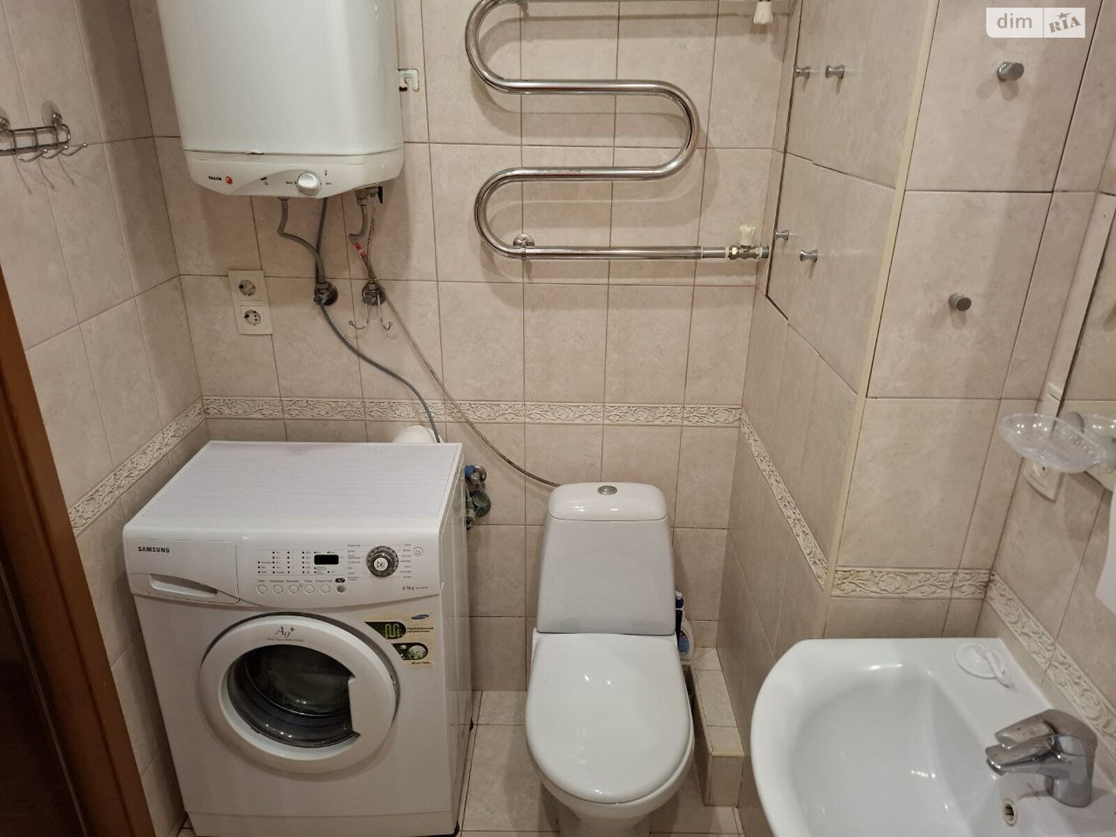 двокімнатна квартира в Харкові, район 626-ий мікрорайон, на вул. Амосова в довготривалу оренду помісячно фото 1 двокімнатна квартира в Харкові, район 626-ий мікрорайон, на вул. Амосова в довготривалу оренду помісячно фото 1