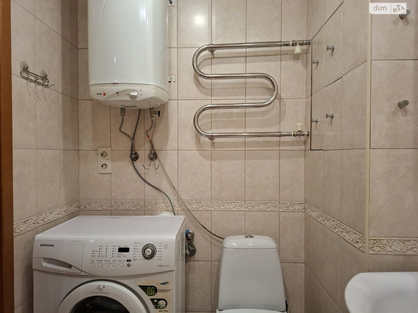 двокімнатна квартира в Харкові, район 626-ий мікрорайон, на вул. Амосова в довготривалу оренду помісячно фото 1 двокімнатна квартира в Харкові, район 626-ий мікрорайон, на вул. Амосова в довготривалу оренду помісячно фото 1