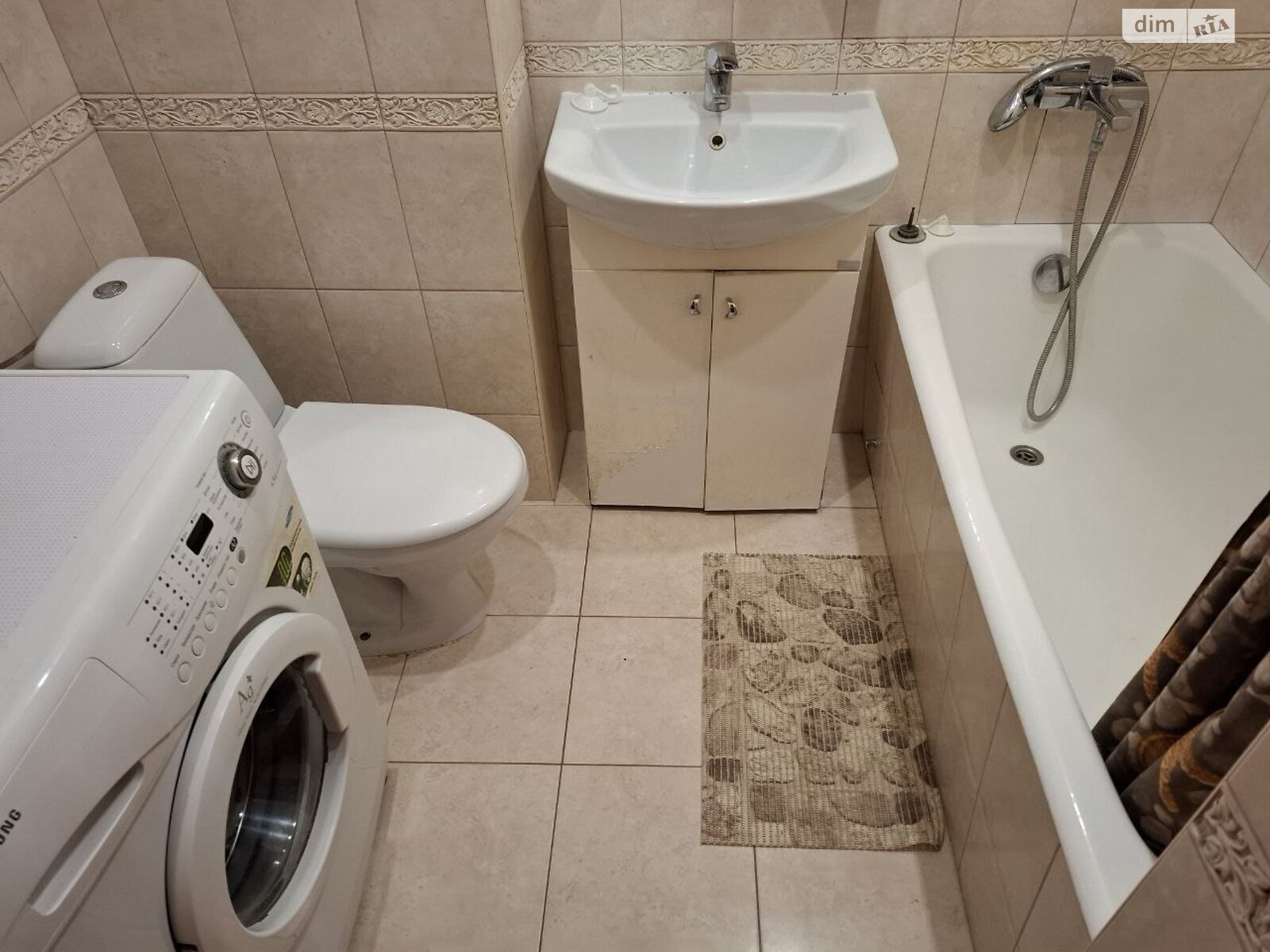 двокімнатна квартира в Харкові, район 626-ий мікрорайон, на вул. Амосова в довготривалу оренду помісячно фото 1 двокімнатна квартира в Харкові, район 626-ий мікрорайон, на вул. Амосова в довготривалу оренду помісячно фото 1