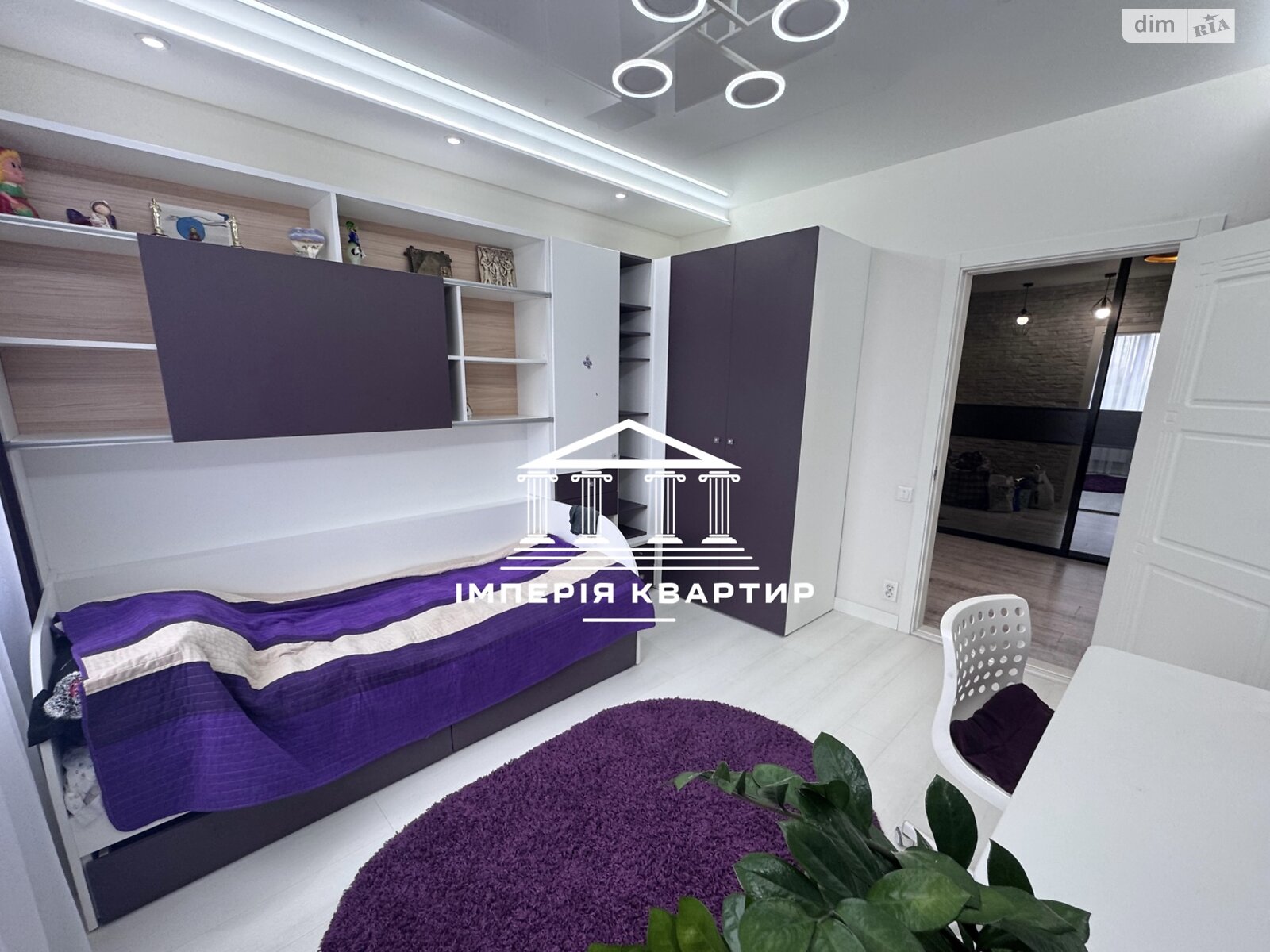 трикімнатна квартира в Харкові, район 627-ий мікрорайон, на вул. Єдності 171 корпус 1 в довготривалу оренду помісячно фото 1 трикімнатна квартира в Харкові, район 627-ий мікрорайон, на вул. Єдності 171 корпус 1 в довготривалу оренду помісячно фото 1