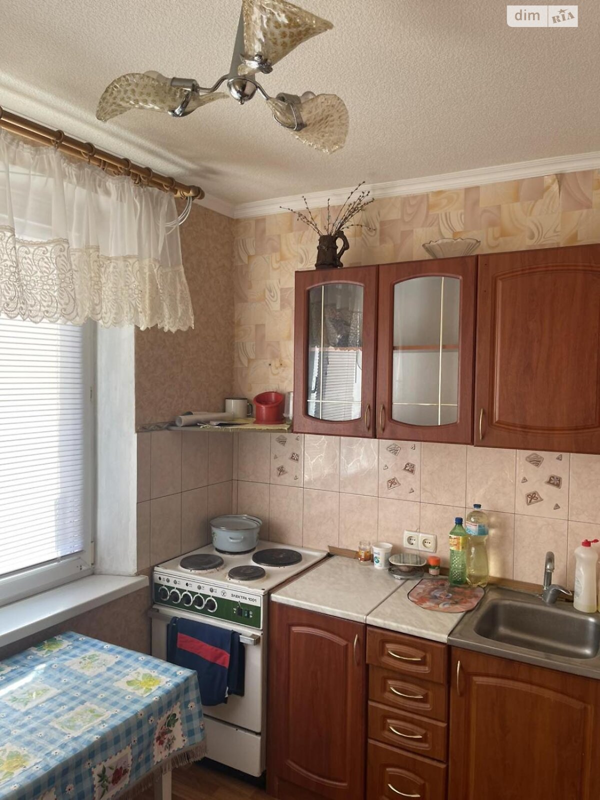 однокімнатна квартира в Харкові, район Олексїївка, на просп. Перемоги 67 в довготривалу оренду помісячно фото 1 однокімнатна квартира в Харкові, район Олексїївка, на просп. Перемоги 67 в довготривалу оренду помісячно фото 1