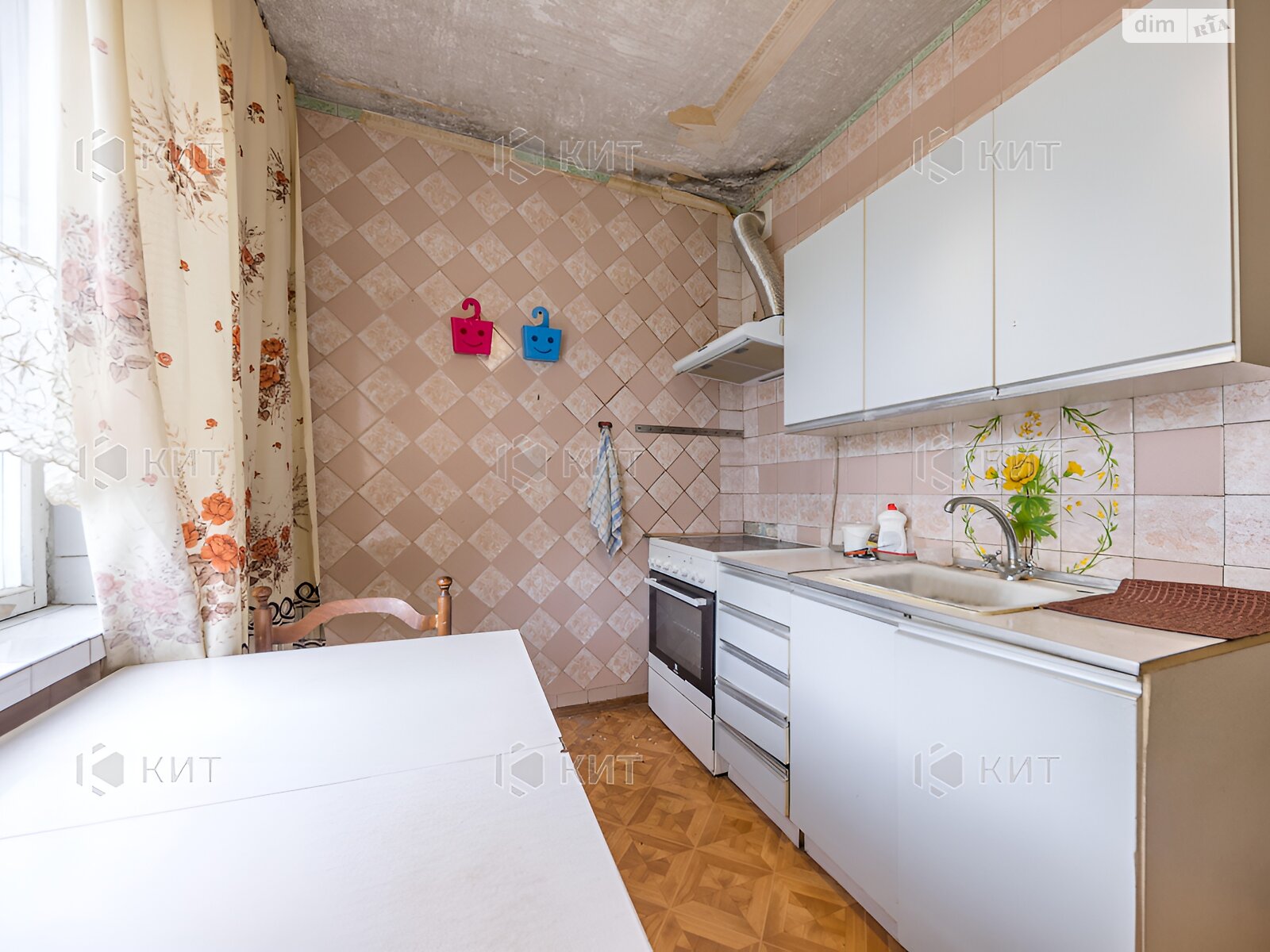 трехкомнатная квартира в Харькове, район Алексеевка, на просп. Победы 71Б в аренду на долгий срок помесячно фото 1 трехкомнатная квартира в Харькове, район Алексеевка, на просп. Победы 71Б в аренду на долгий срок помесячно фото 1