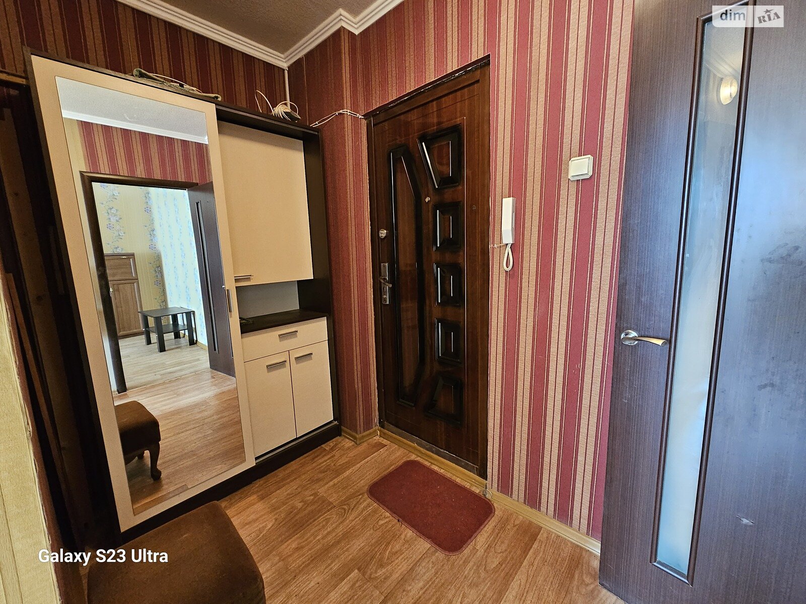 однокімнатна квартира в Харкові, район Помірки (Шевченківський), на вул. Енвера Ахсарова 13 в довготривалу оренду помісячно фото 1