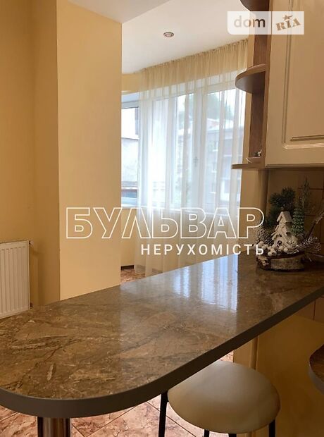 трехкомнатная квартира в Харькове, район Госпром, на ул. Ромена Роллана 7а в аренду на долгий срок помесячно фото 1 трехкомнатная квартира в Харькове, район Госпром, на ул. Ромена Роллана 7а в аренду на долгий срок помесячно фото 1