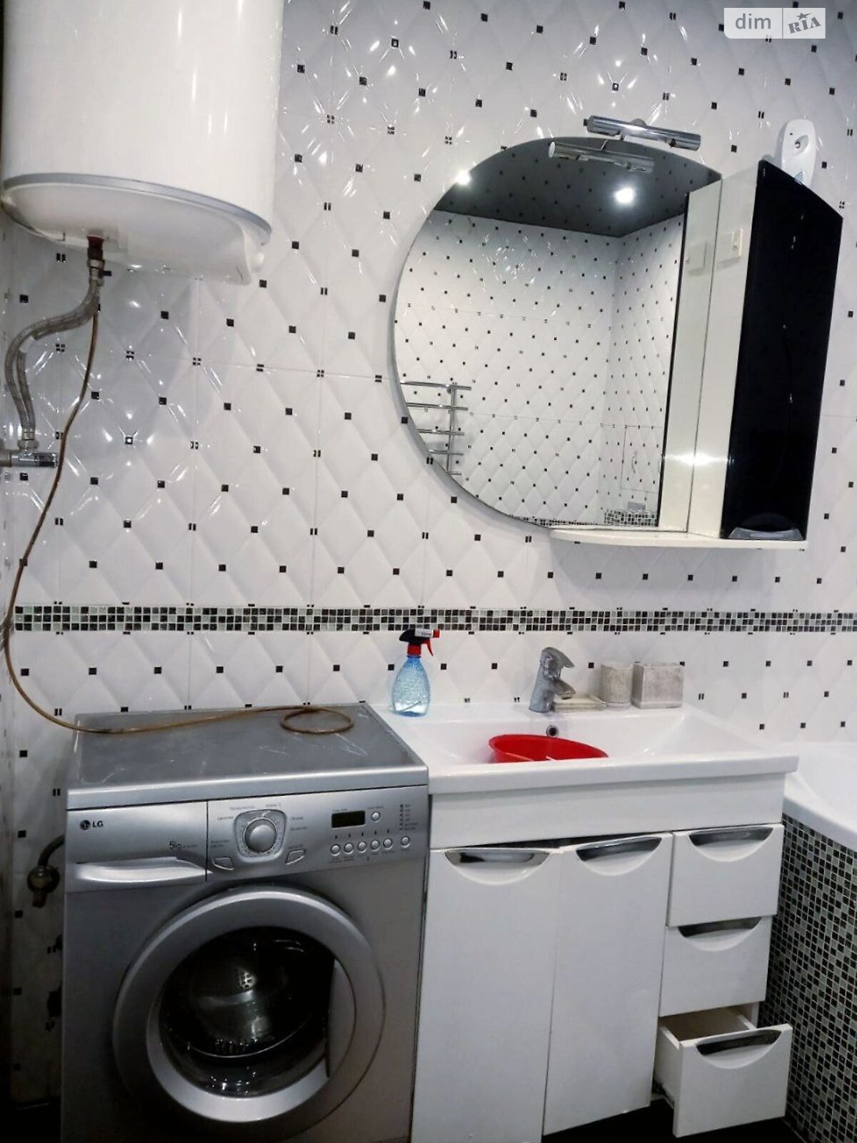 четырехкомнатная квартира в Харькове, район Холодная Гора, на ул. Волонтерская 48 в аренду на долгий срок помесячно фото 1