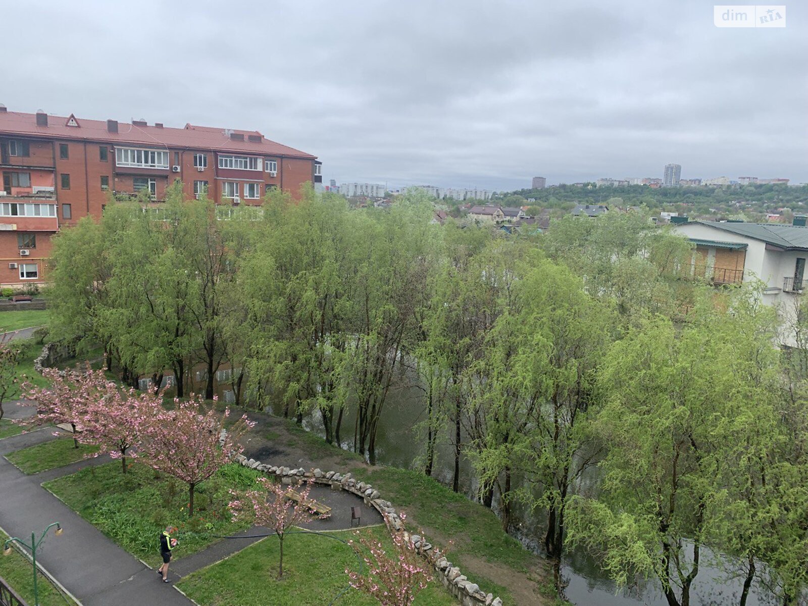 трехкомнатная квартира в Харькове, район Журавлевка, на ул. Новоалександровская 54А корпус 5 в аренду на долгий срок помесячно фото 1