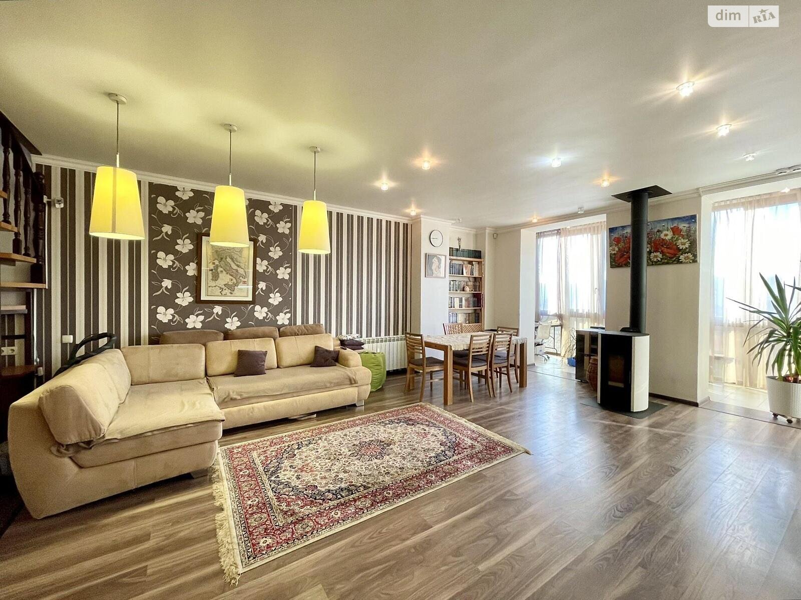 трехкомнатная квартира в Харькове, район Журавлевка, на ул. Новоалександровская в аренду на долгий срок помесячно фото 1