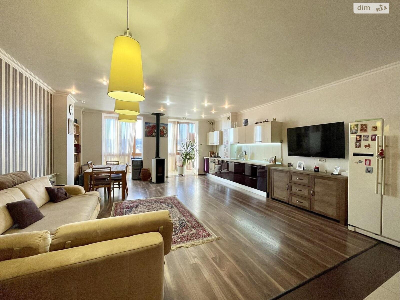 трехкомнатная квартира в Харькове, район Журавлевка, на ул. Новоалександровская в аренду на долгий срок помесячно фото 1