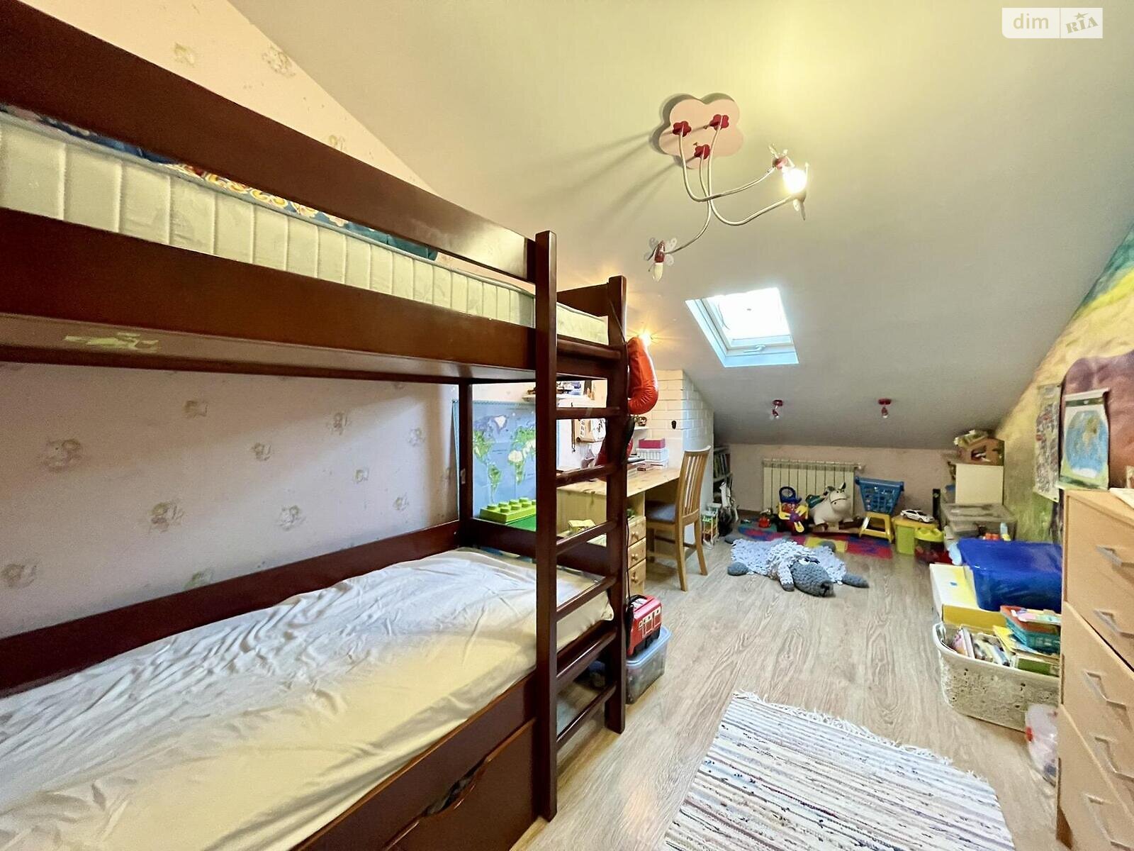 трехкомнатная квартира в Харькове, район Журавлевка, на ул. Новоалександровская в аренду на долгий срок помесячно фото 1