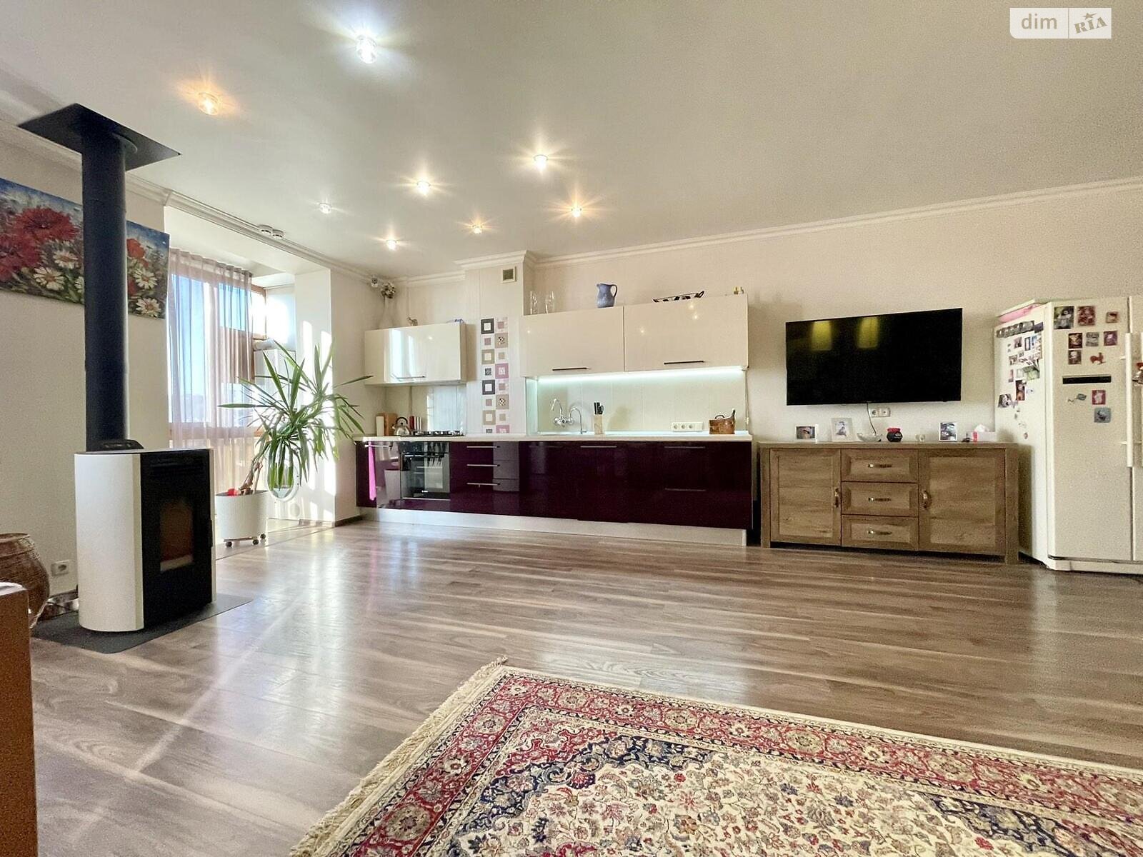 трехкомнатная квартира в Харькове, район Журавлевка, на ул. Новоалександровская в аренду на долгий срок помесячно фото 1