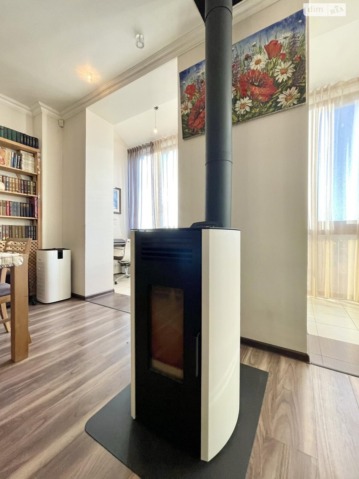 трехкомнатная квартира в Харькове, район Журавлевка, на ул. Новоалександровская в аренду на долгий срок помесячно фото 1