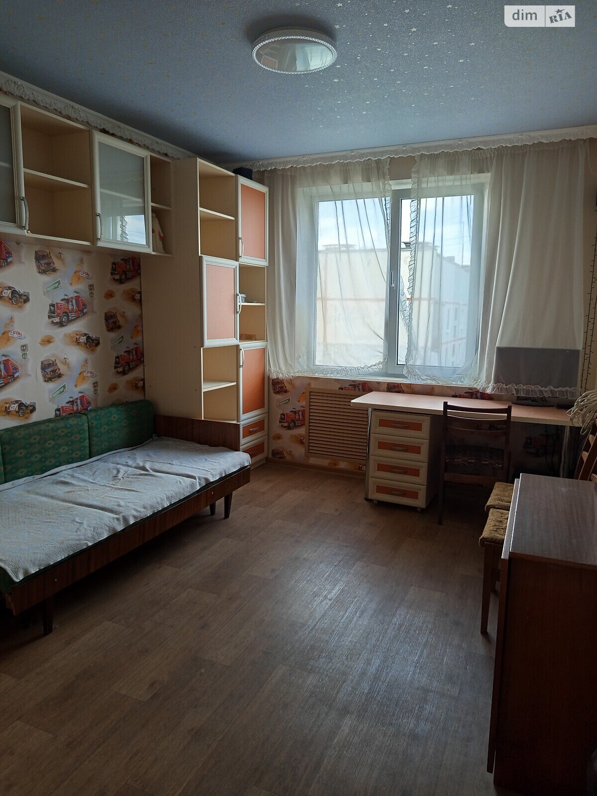 двухкомнатная квартира в Харькове, район Киевский, на ул. Валентиновская в аренду на долгий срок помесячно фото 1 двухкомнатная квартира в Харькове, район Киевский, на ул. Валентиновская в аренду на долгий срок помесячно фото 1
