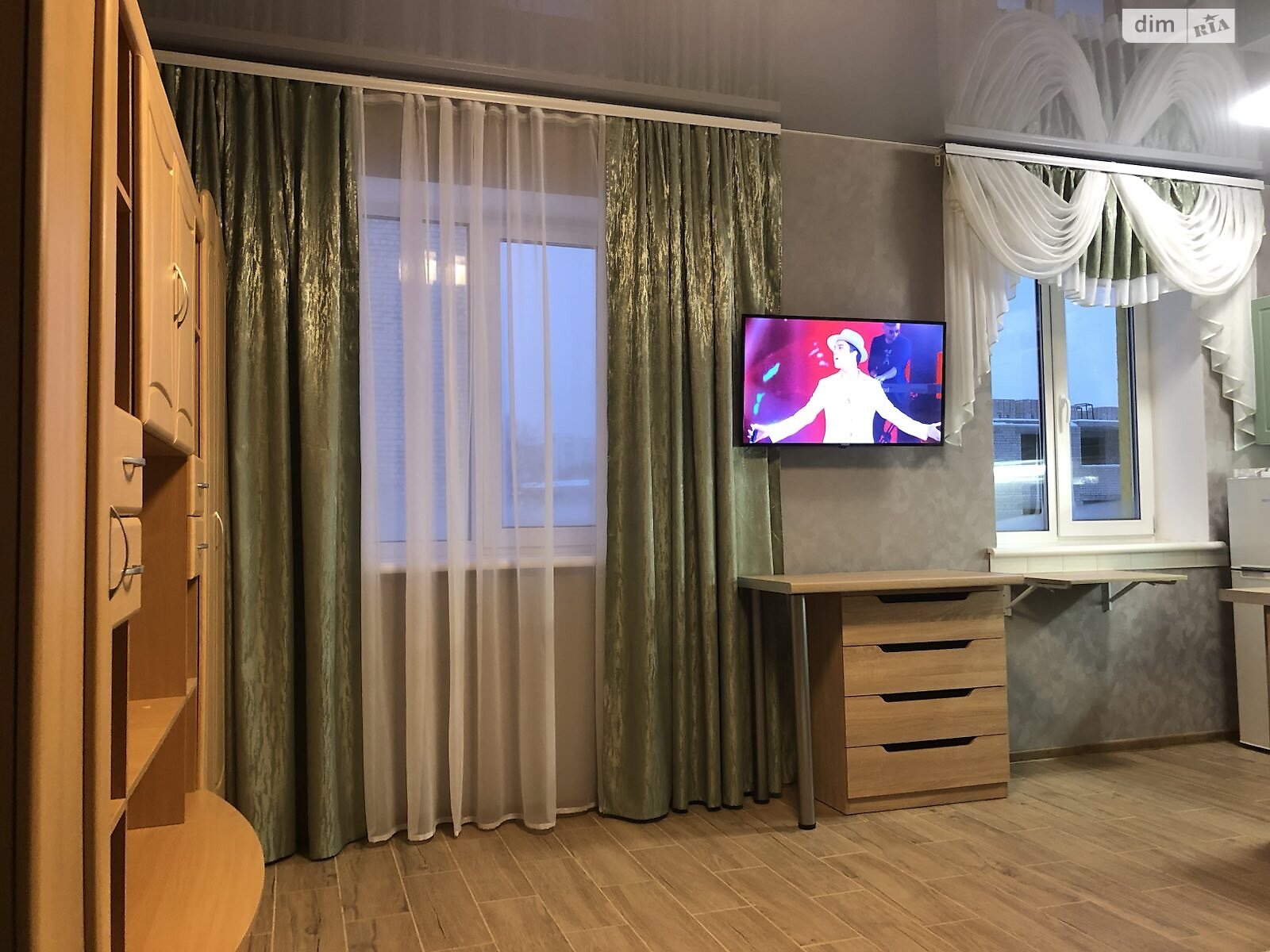 однокомнатная квартира в Харькове, район Красный луч, на просп. Героев Харькова 118 в аренду на долгий срок помесячно фото 1 однокомнатная квартира в Харькове, район Красный луч, на просп. Героев Харькова 118 в аренду на долгий срок помесячно фото 1