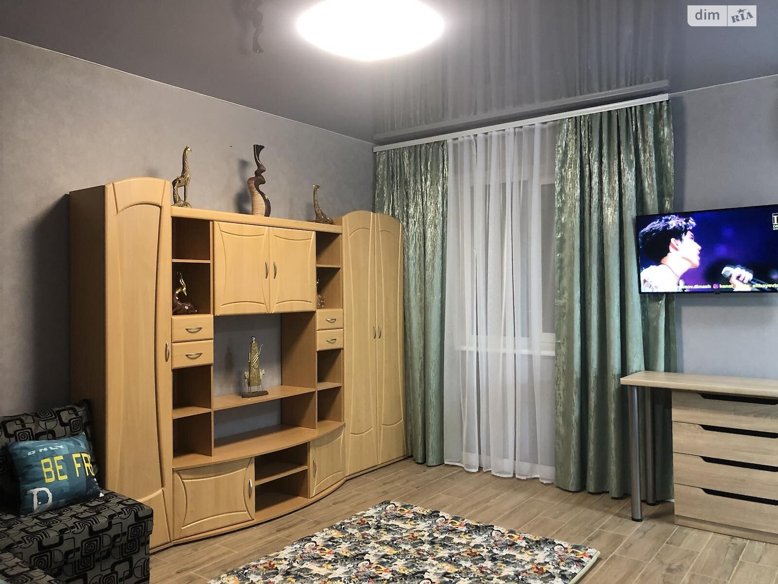 однокомнатная квартира в Харькове, район Красный луч, на просп. Героев Харькова 118 в аренду на долгий срок помесячно фото 1 однокомнатная квартира в Харькове, район Красный луч, на просп. Героев Харькова 118 в аренду на долгий срок помесячно фото 1