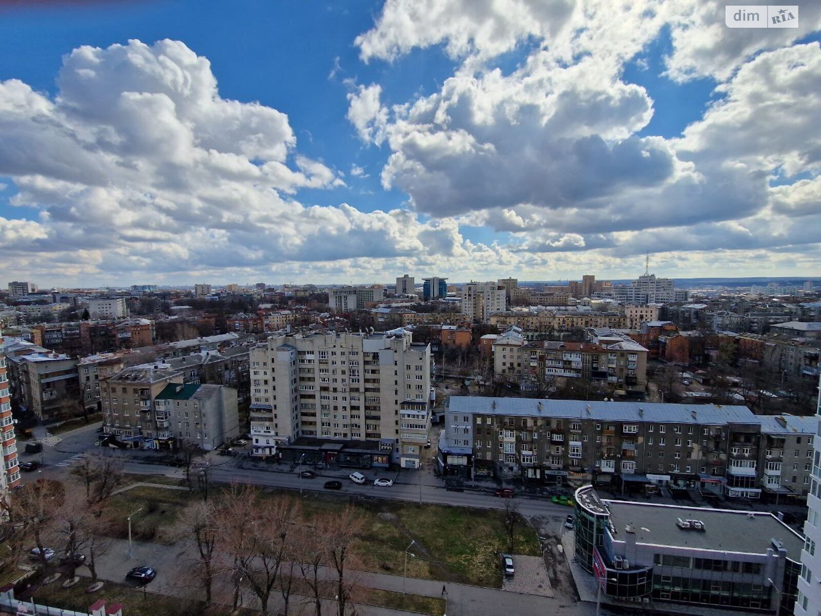 трехкомнатная квартира в Харькове, на ул. Культуры 22В в аренду на долгий срок помесячно фото 1