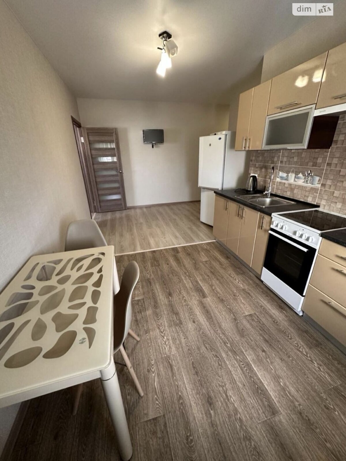 однокомнатная квартира в Харькове, район Левада, на ул. Елизаветинская 3 в аренду на долгий срок помесячно фото 1