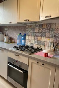трикімнатна квартира з меблями в Харкові, район Нагірний (Київський), на вул. Мироносицька 17 в довготривалу оренду помісячно фото 2