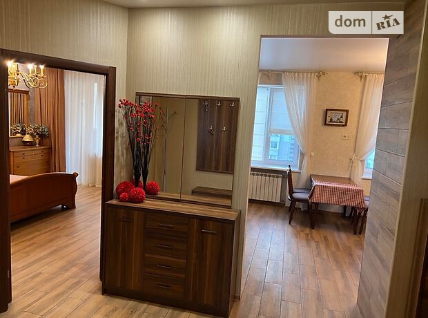однокомнатная квартира с мебелью в Харькове, район Нагорный (Шевченковский), на просп. Науки 19б в аренду на долгий срок помесячно фото 1 однокомнатная квартира с мебелью в Харькове, район Нагорный (Шевченковский), на просп. Науки 19б в аренду на долгий срок помесячно фото 1