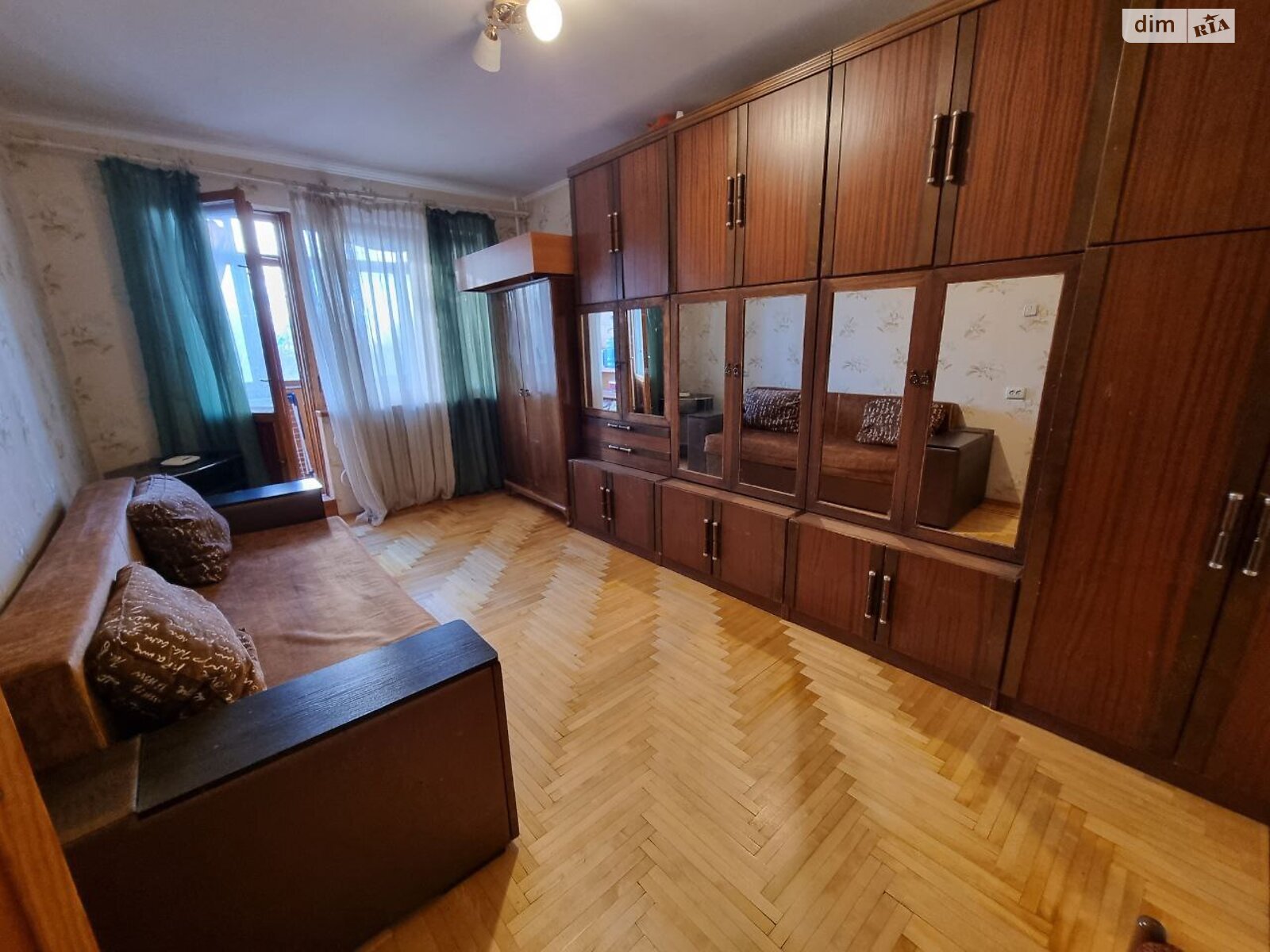 трехкомнатная квартира с мебелью в Харькове, район Немышлянский, на ул. Бригады Хартия 49Б в аренду на долгий срок помесячно фото 1 трехкомнатная квартира с мебелью в Харькове, район Немышлянский, на ул. Бригады Хартия 49Б в аренду на долгий срок помесячно фото 1