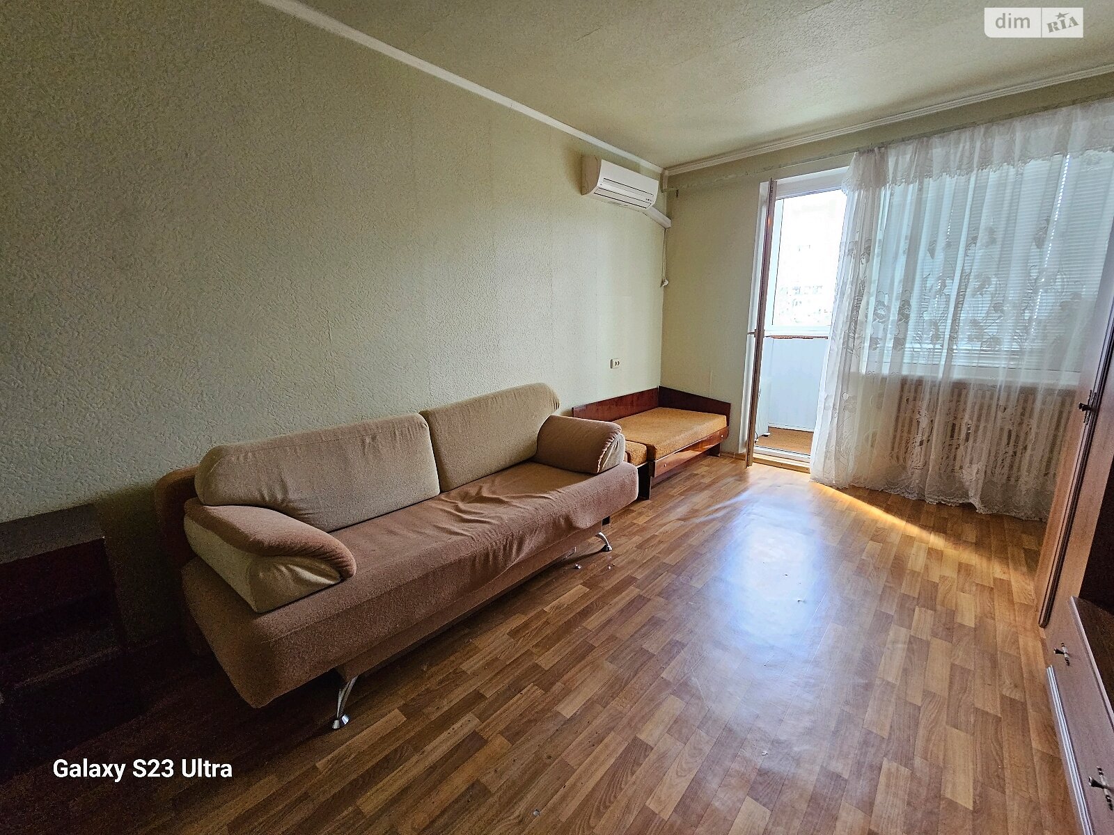 однокімнатна квартира в Харкові, на вул. Нескорених 12 в довготривалу оренду помісячно фото 1 однокімнатна квартира в Харкові, на вул. Нескорених 12 в довготривалу оренду помісячно фото 1