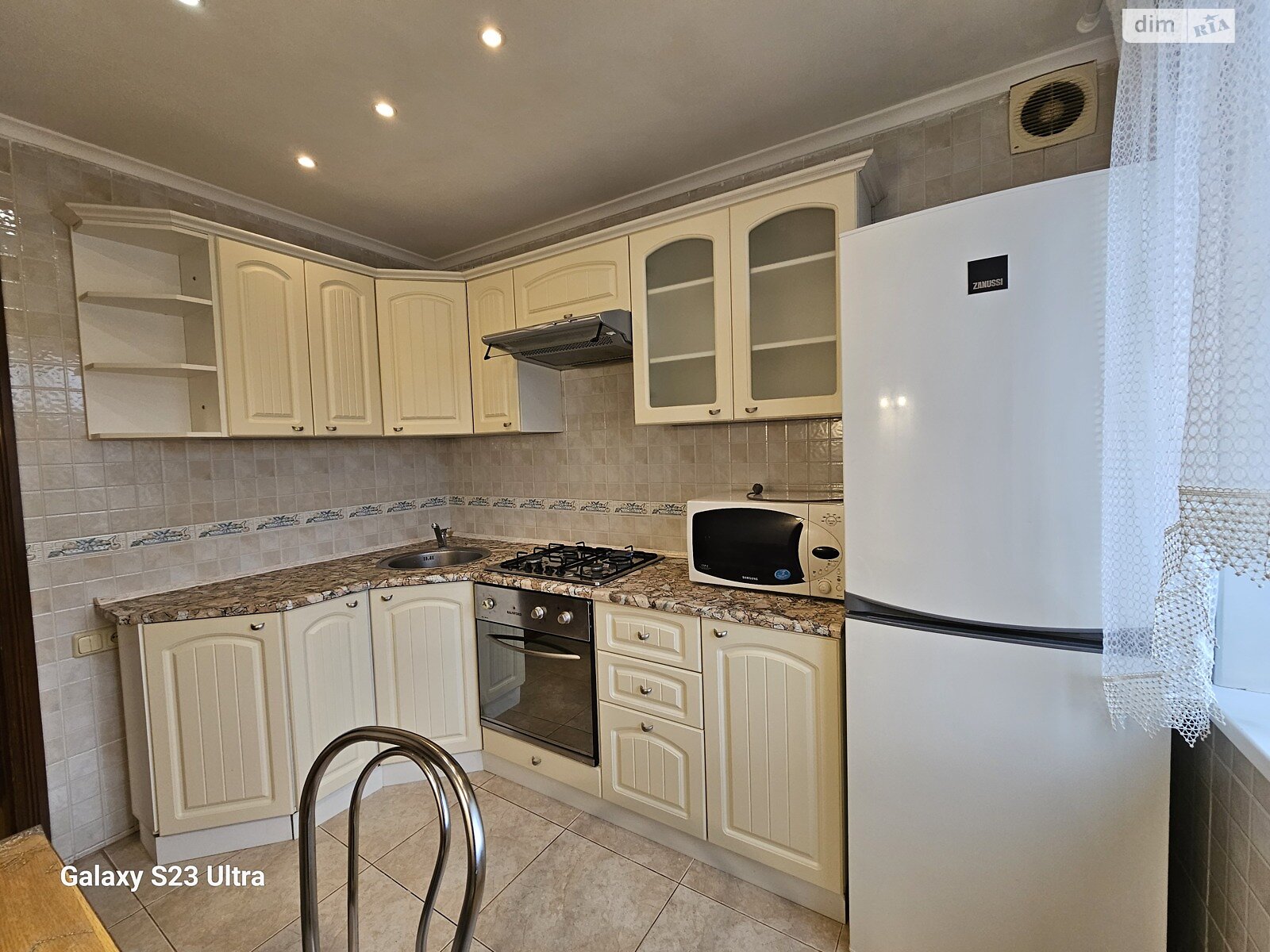 двухкомнатная квартира в Харькове, район Новые Дома, на бул. Жасминовый 2 в аренду на долгий срок помесячно фото 1