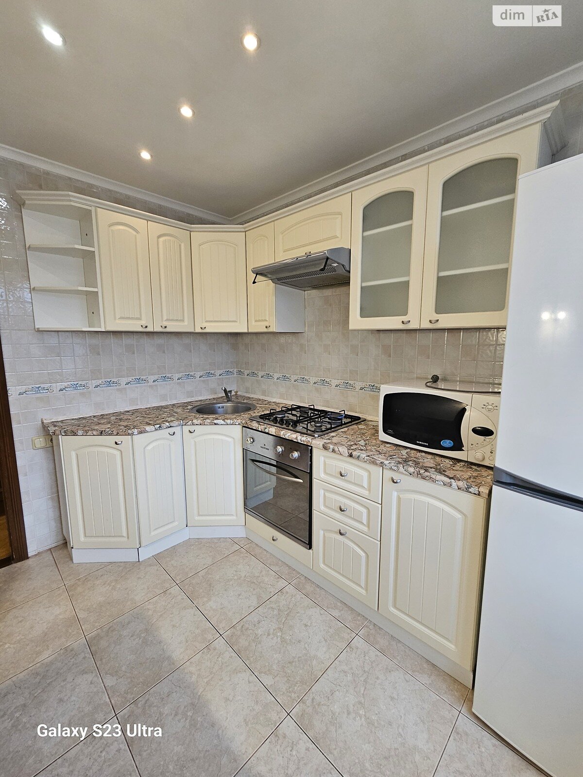 двухкомнатная квартира в Харькове, район Новые Дома, на бул. Жасминовый 2 в аренду на долгий срок помесячно фото 1