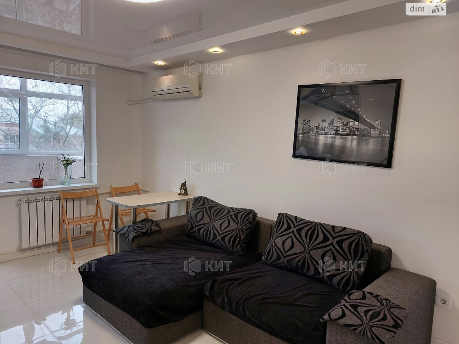 трехкомнатная квартира в Харькове, район Новые Дома, на ул. Мельникова Василия 8 в аренду на долгий срок помесячно фото 1