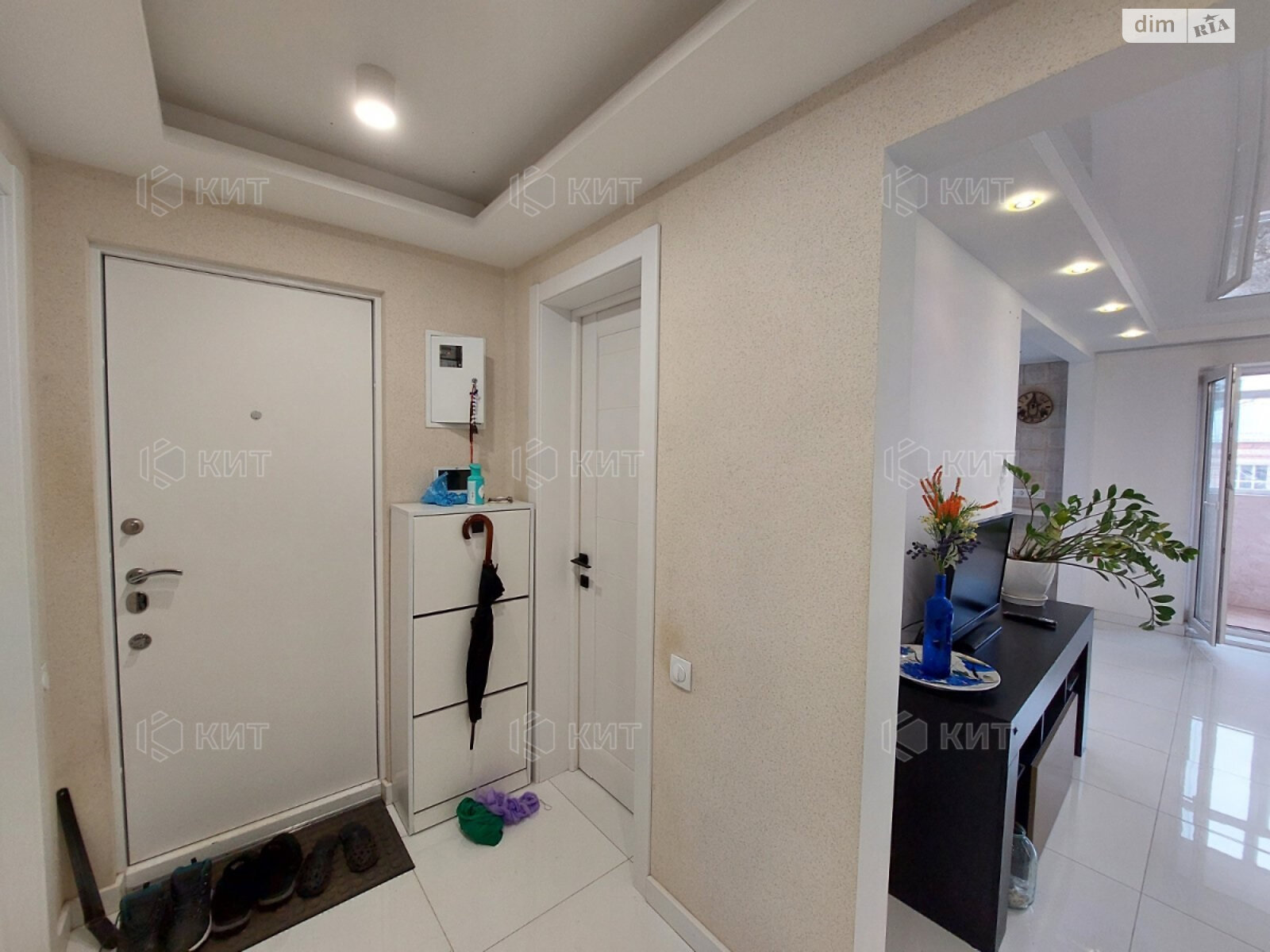 трехкомнатная квартира в Харькове, район Новые Дома, на ул. Мельникова Василия 8 в аренду на долгий срок помесячно фото 1