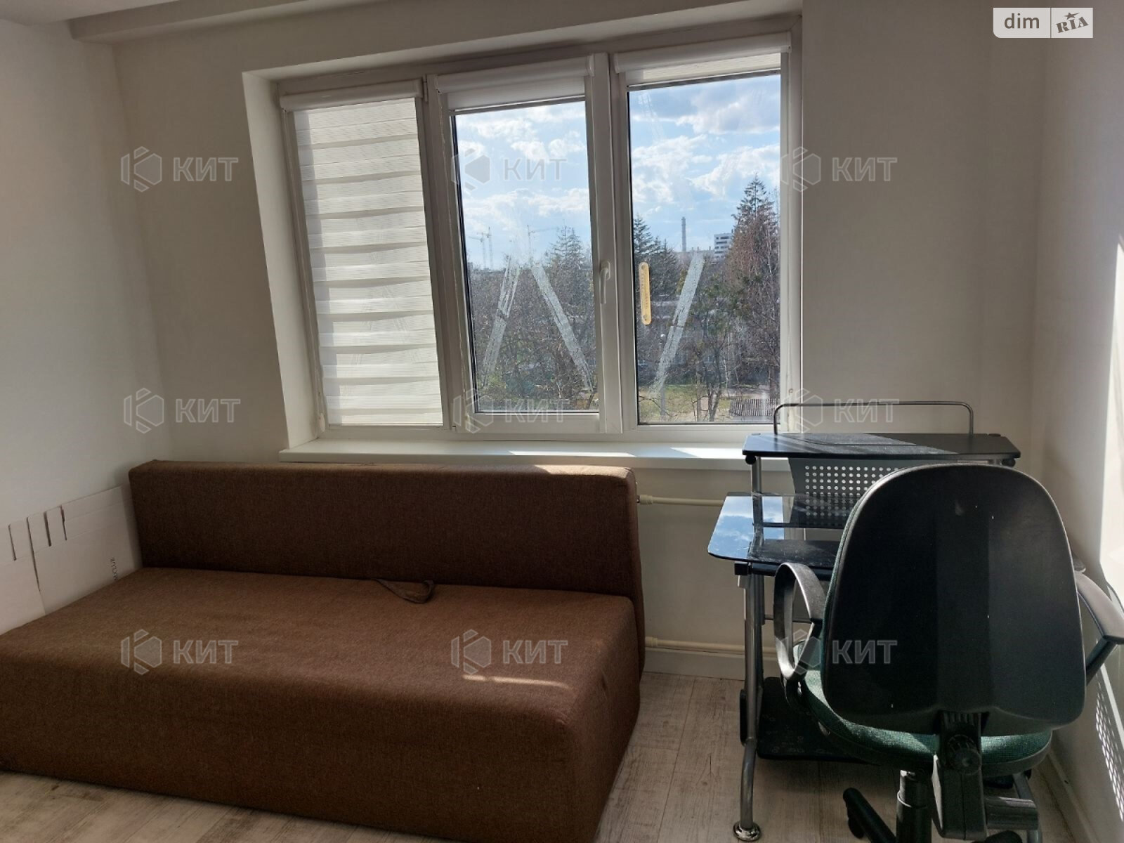 трехкомнатная квартира в Харькове, район Новые Дома, на ул. Мельникова Василия 8 в аренду на долгий срок помесячно фото 1