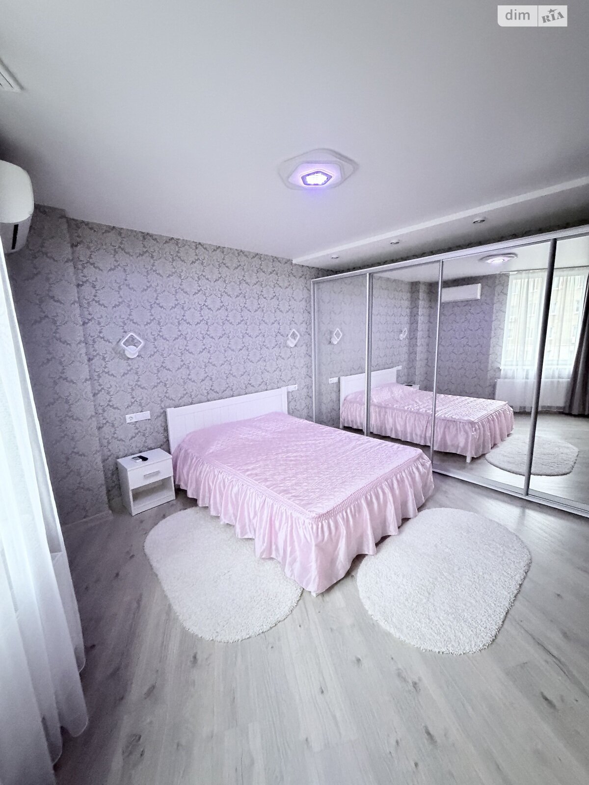 двухкомнатная квартира в Харькове, район Основянский, на майд. Героев Небесной Сотни 14/1 в аренду на долгий срок помесячно фото 1