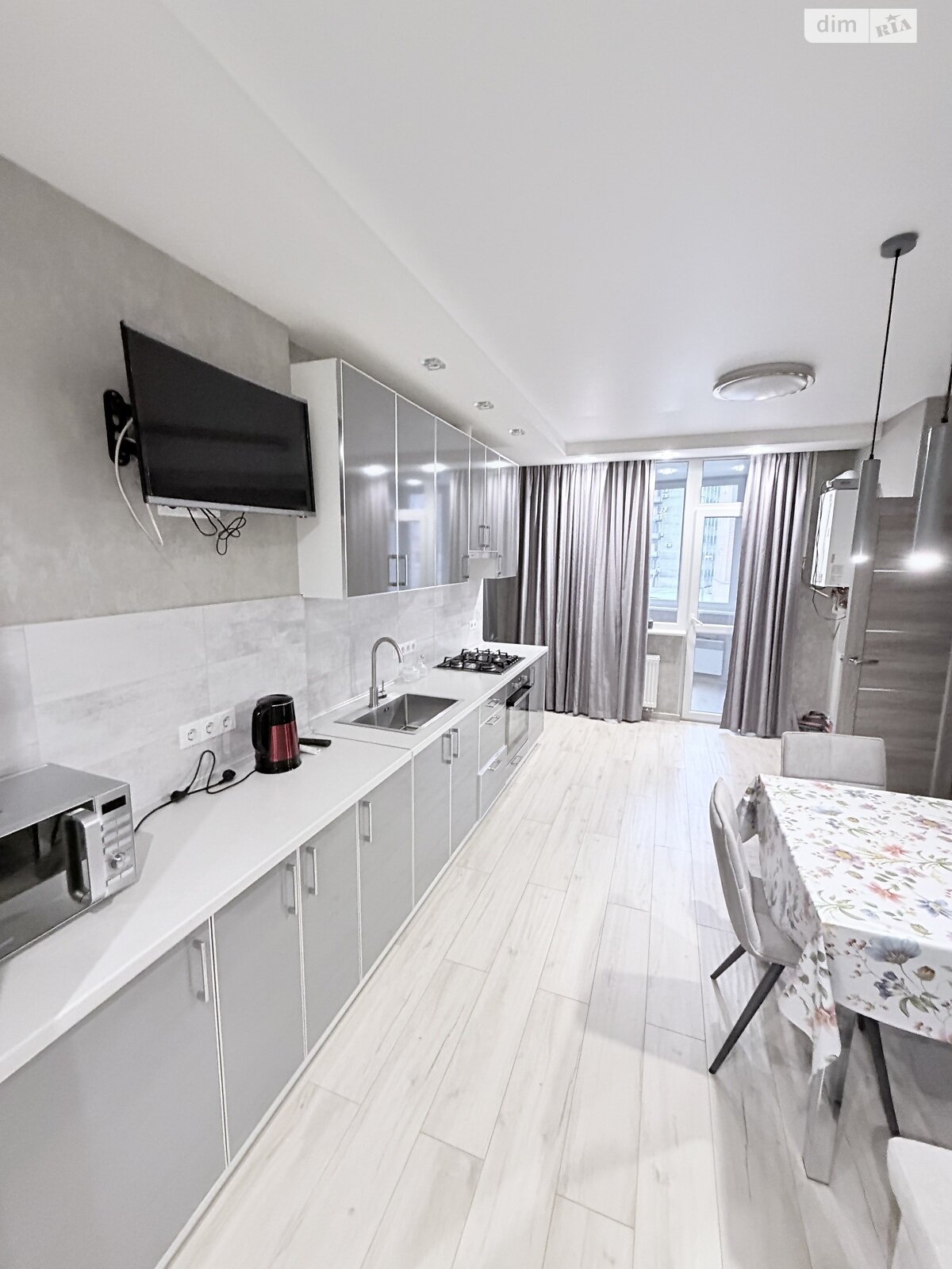 двухкомнатная квартира в Харькове, район Основянский, на майд. Героев Небесной Сотни 14/1 в аренду на долгий срок помесячно фото 1