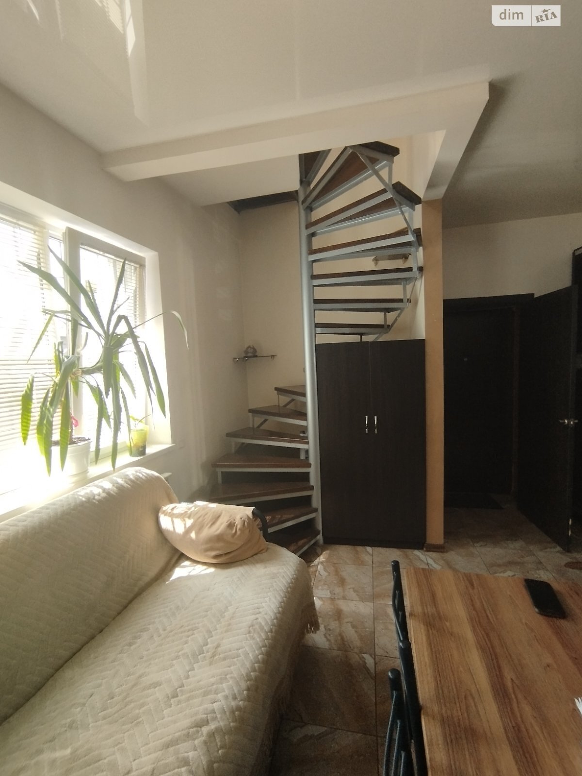 двухкомнатная квартира в Харькове, район Панасовка, на пер. Чеботарский 2 в аренду на долгий срок помесячно фото 1 двухкомнатная квартира в Харькове, район Панасовка, на пер. Чеботарский 2 в аренду на долгий срок помесячно фото 1