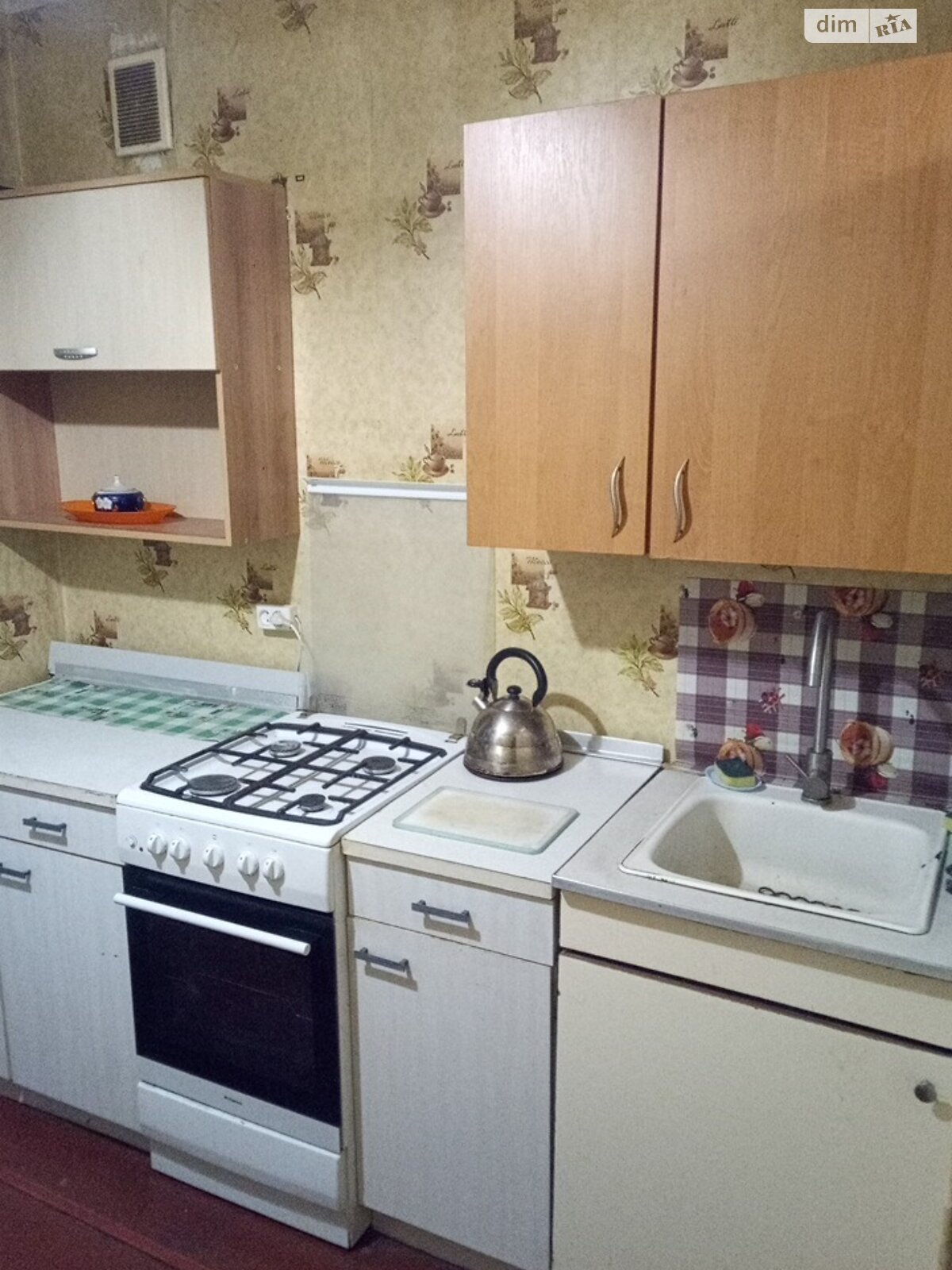 однокомнатная квартира в Харькове, район Павлово Поле, на ул. 23-го Августа 2 в аренду на долгий срок помесячно фото 1